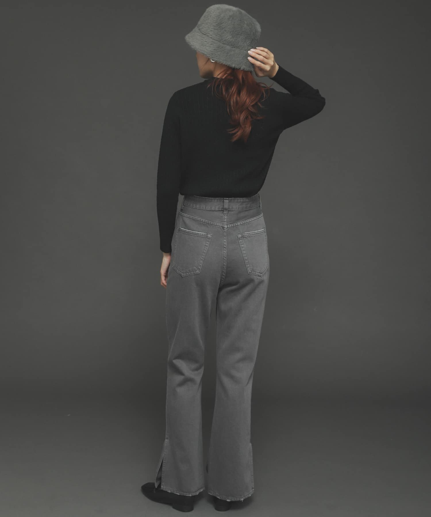 フェードカラースリットフレアカラーパンツ CHARCOAL M