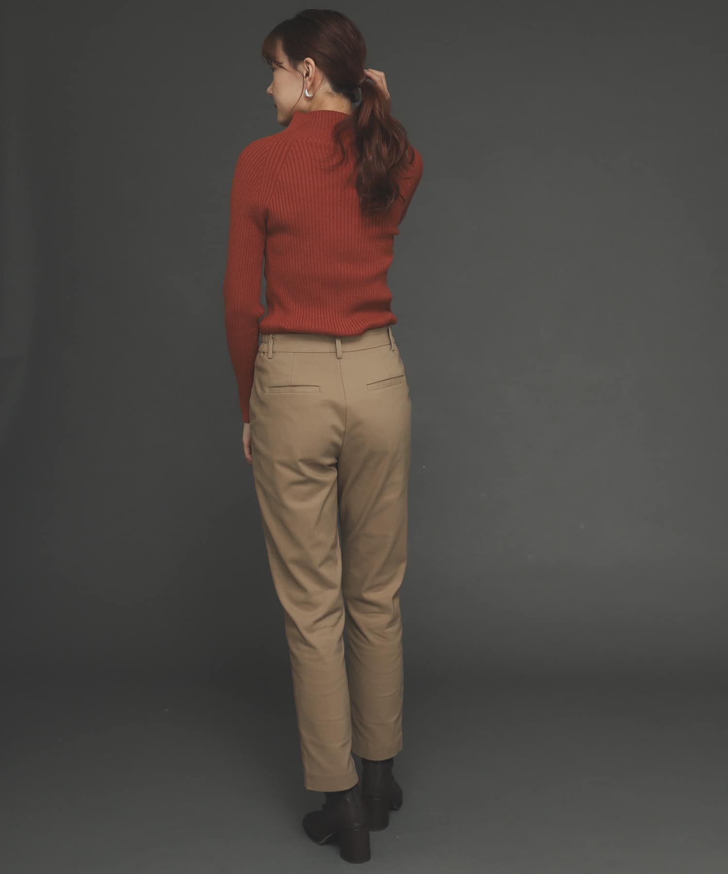 『TALLサイズあり』ストレッチスリムテーパードパンツ BEIGE S