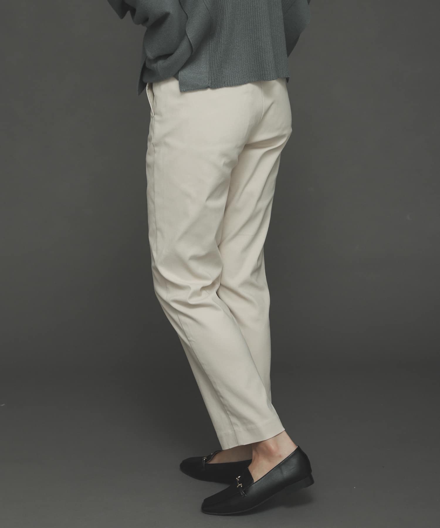 『TALLサイズあり』ストレッチスリムテーパードパンツ IVORY XS