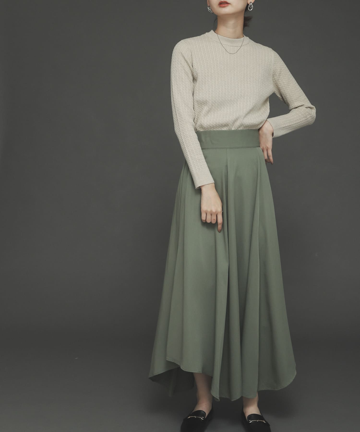 KHAKI