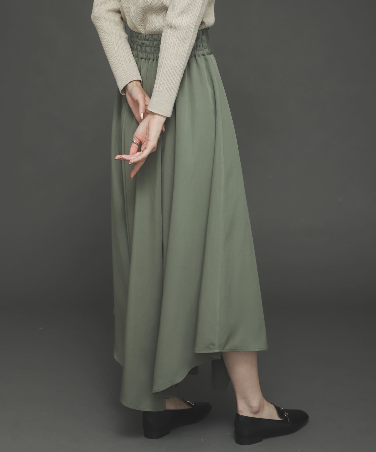 KHAKI