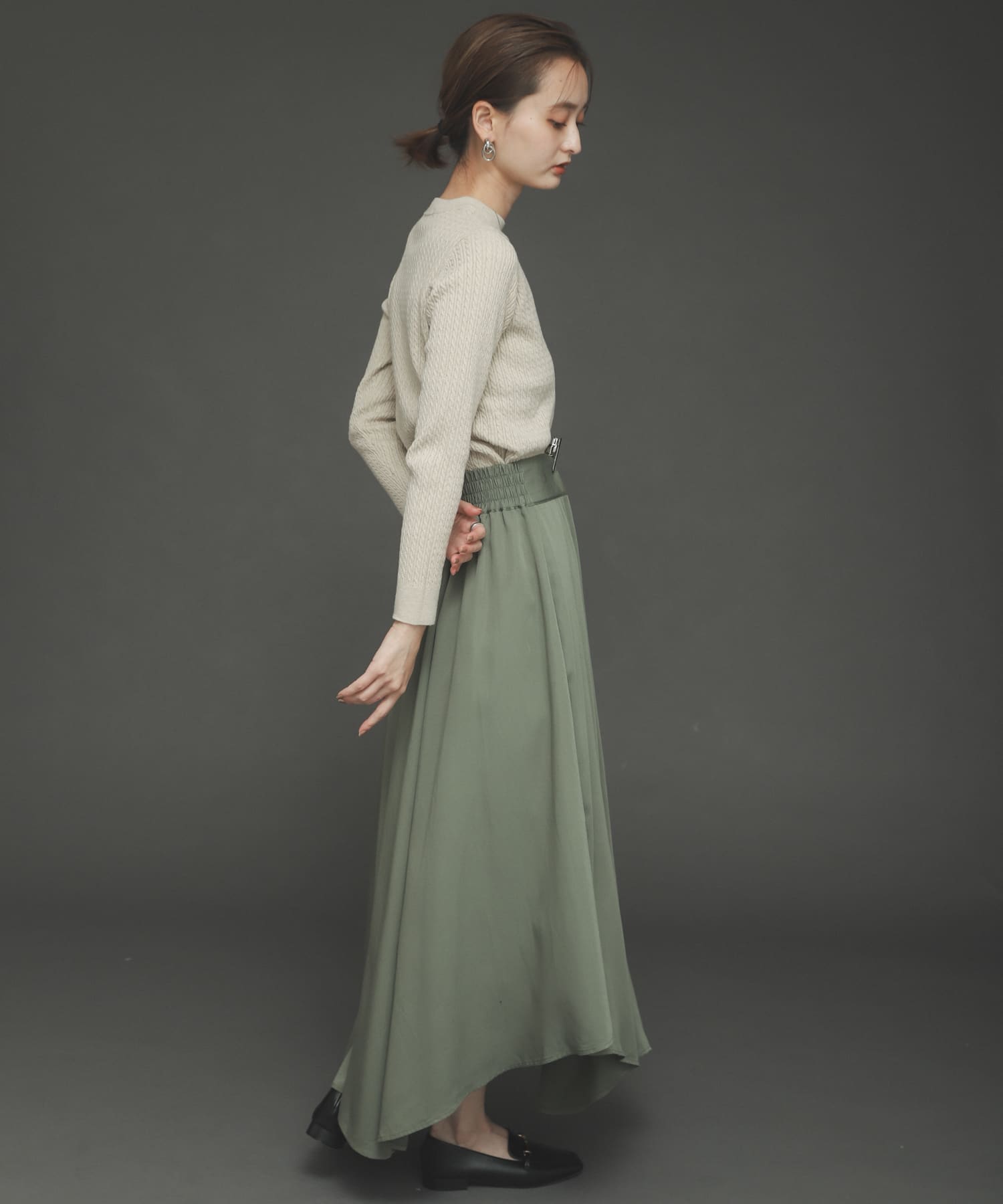 KHAKI