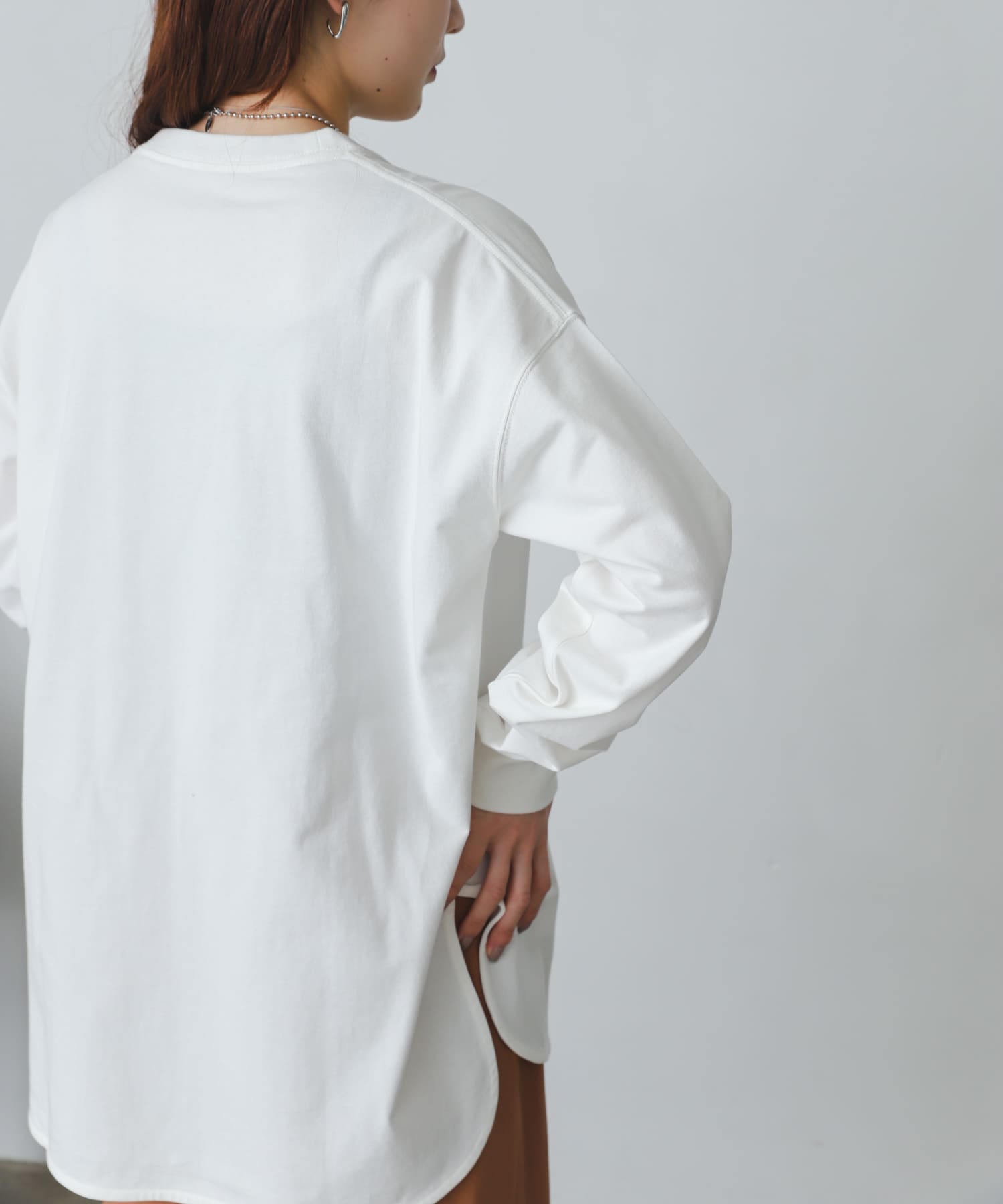 OFF WHITE