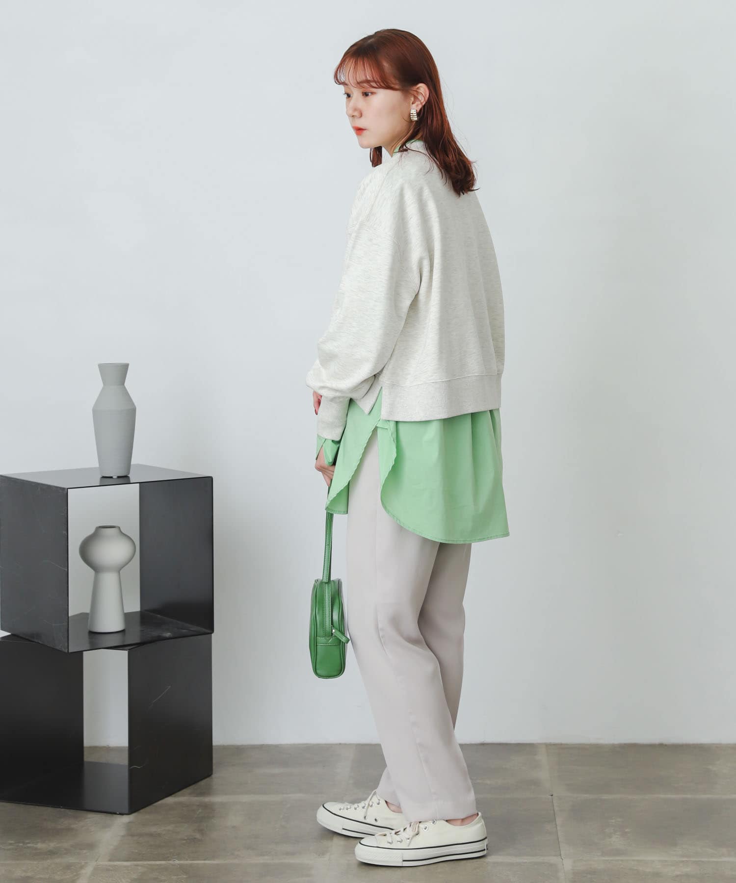 GREEN
