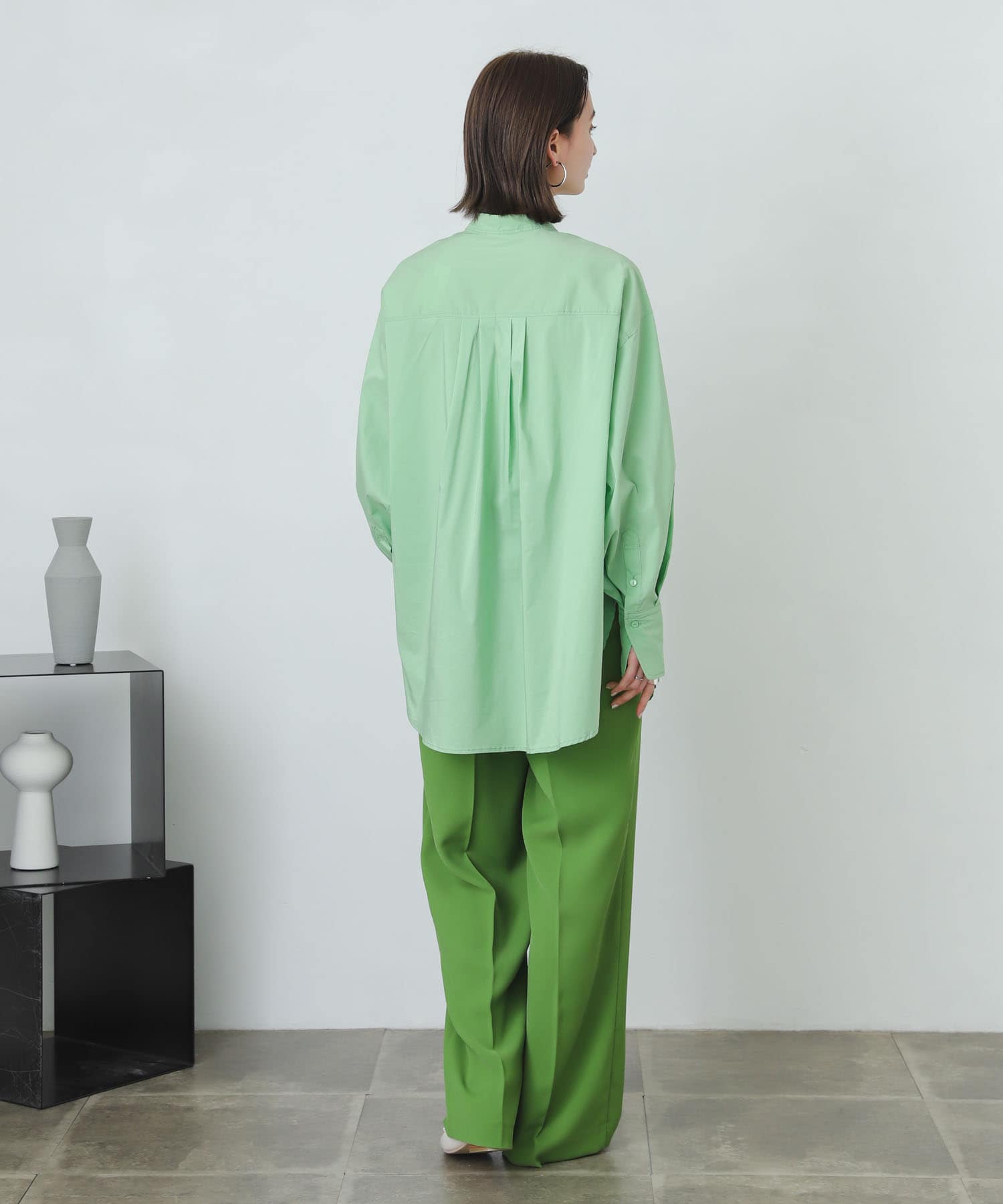 GREEN