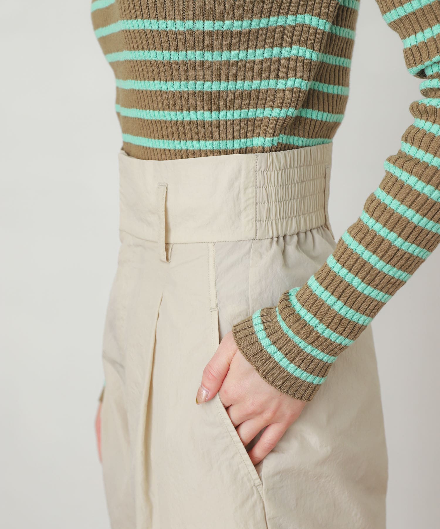 ハイウエストタックパンツ IVORY M