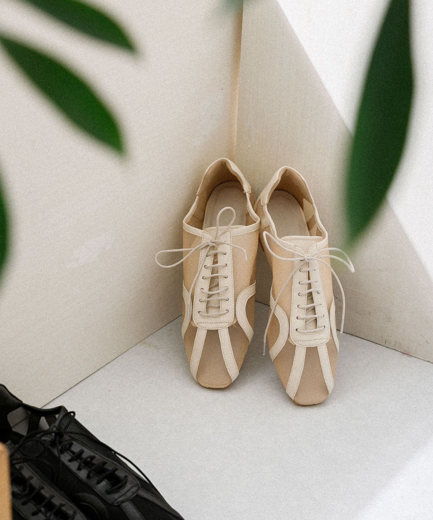 チュールスニーカー BEIGE S