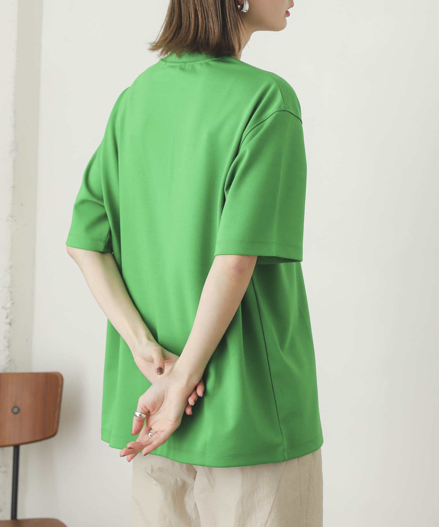 GREEN
