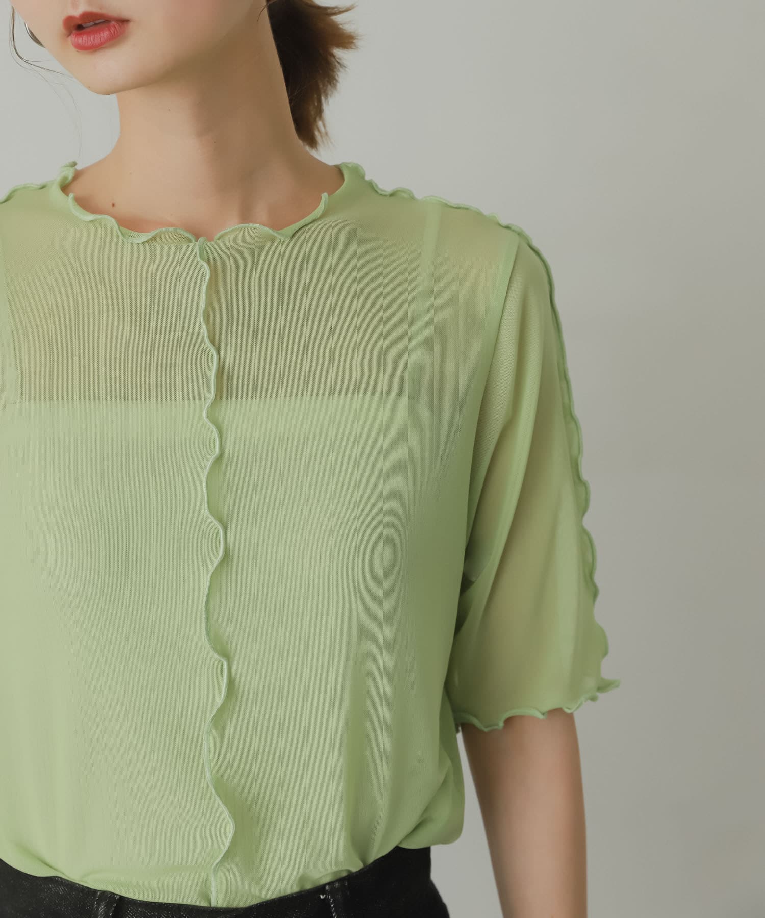 GREEN