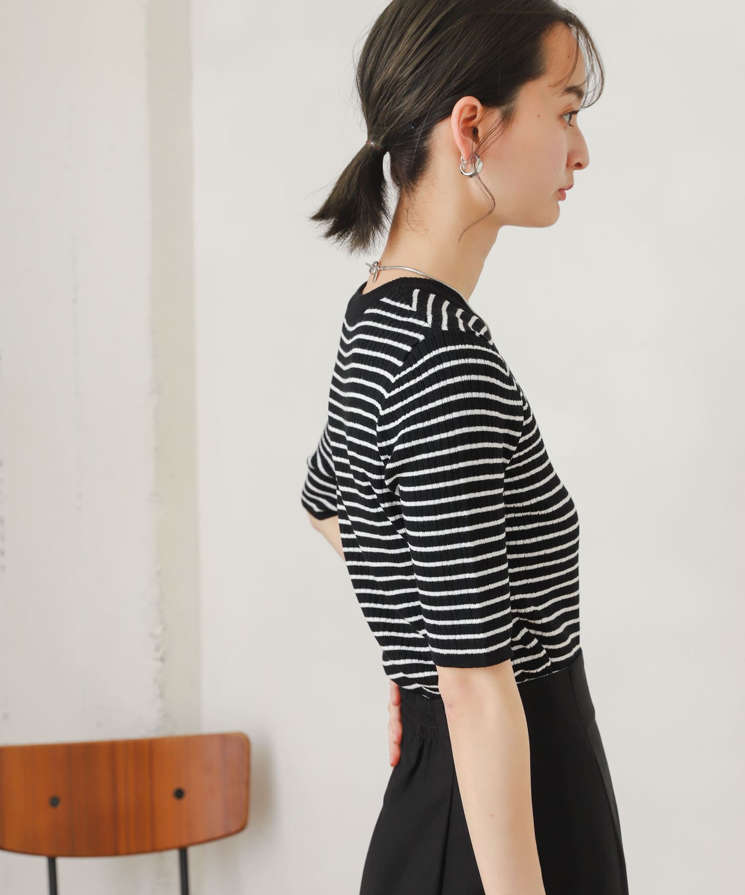 BLK×O.WHT