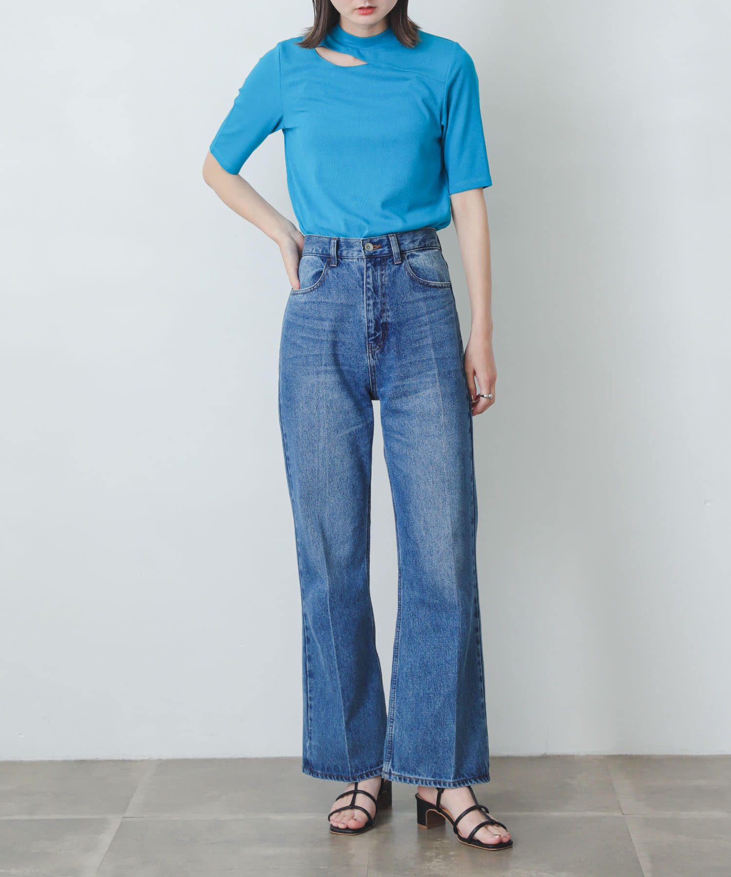身長：169cm サイズ：one