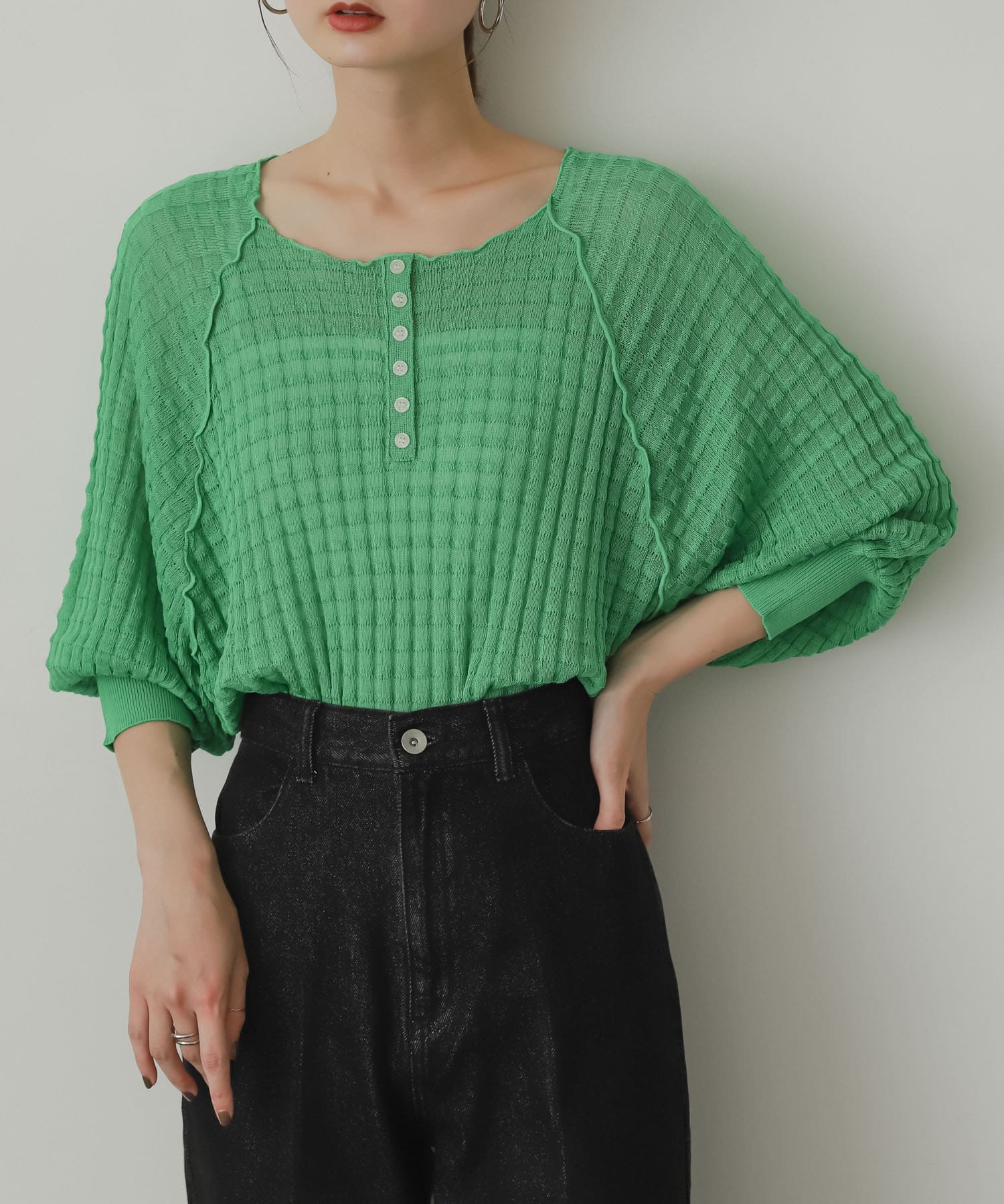 身長：169cm サイズ：one