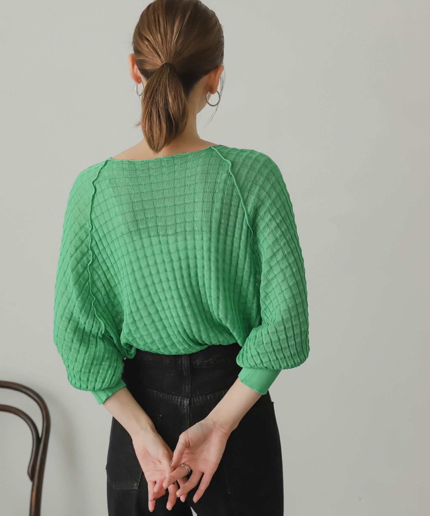GREEN