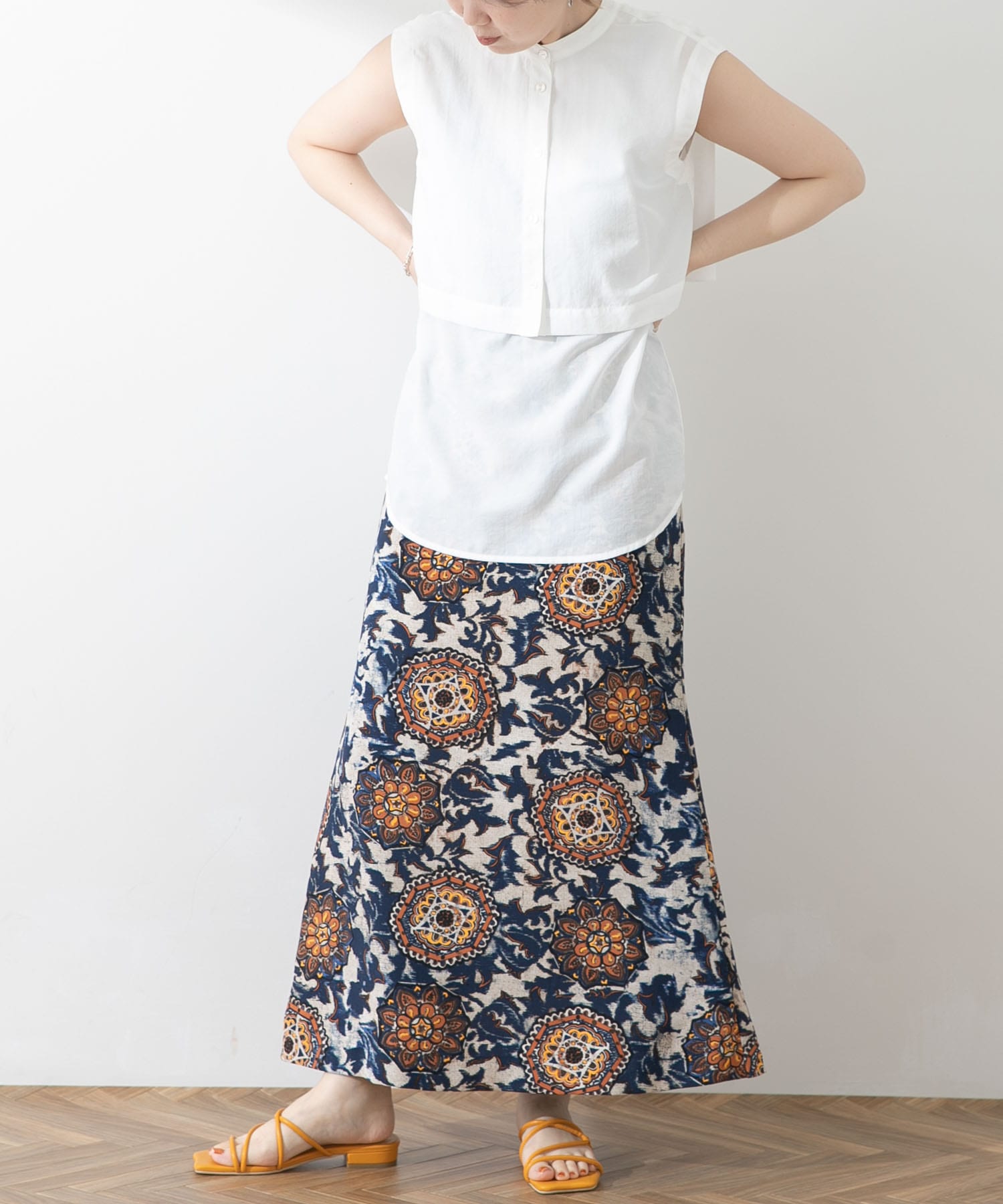 NVY×O.WHT