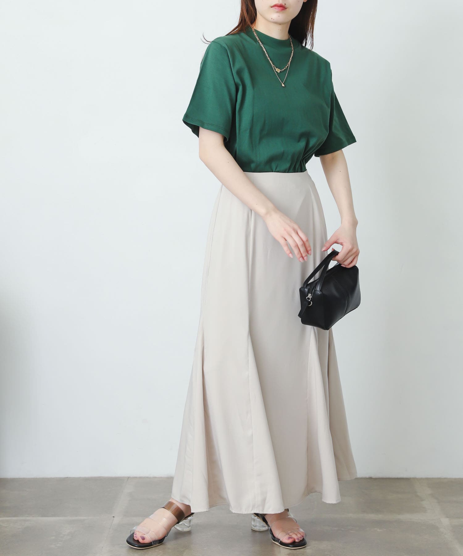 身長：156cm サイズ：one