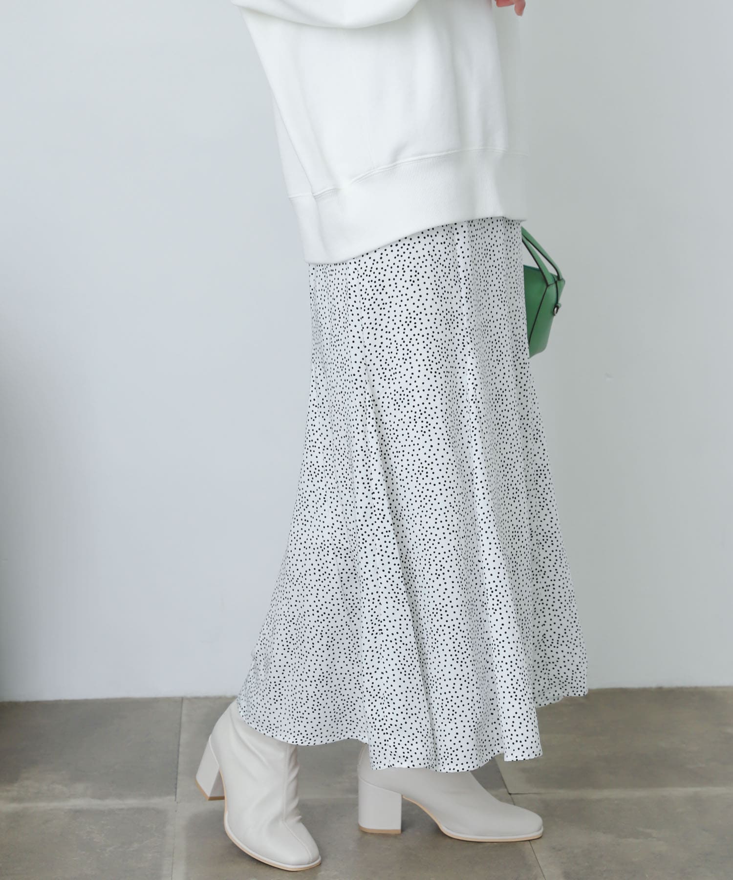 身長：169cm サイズ：one
