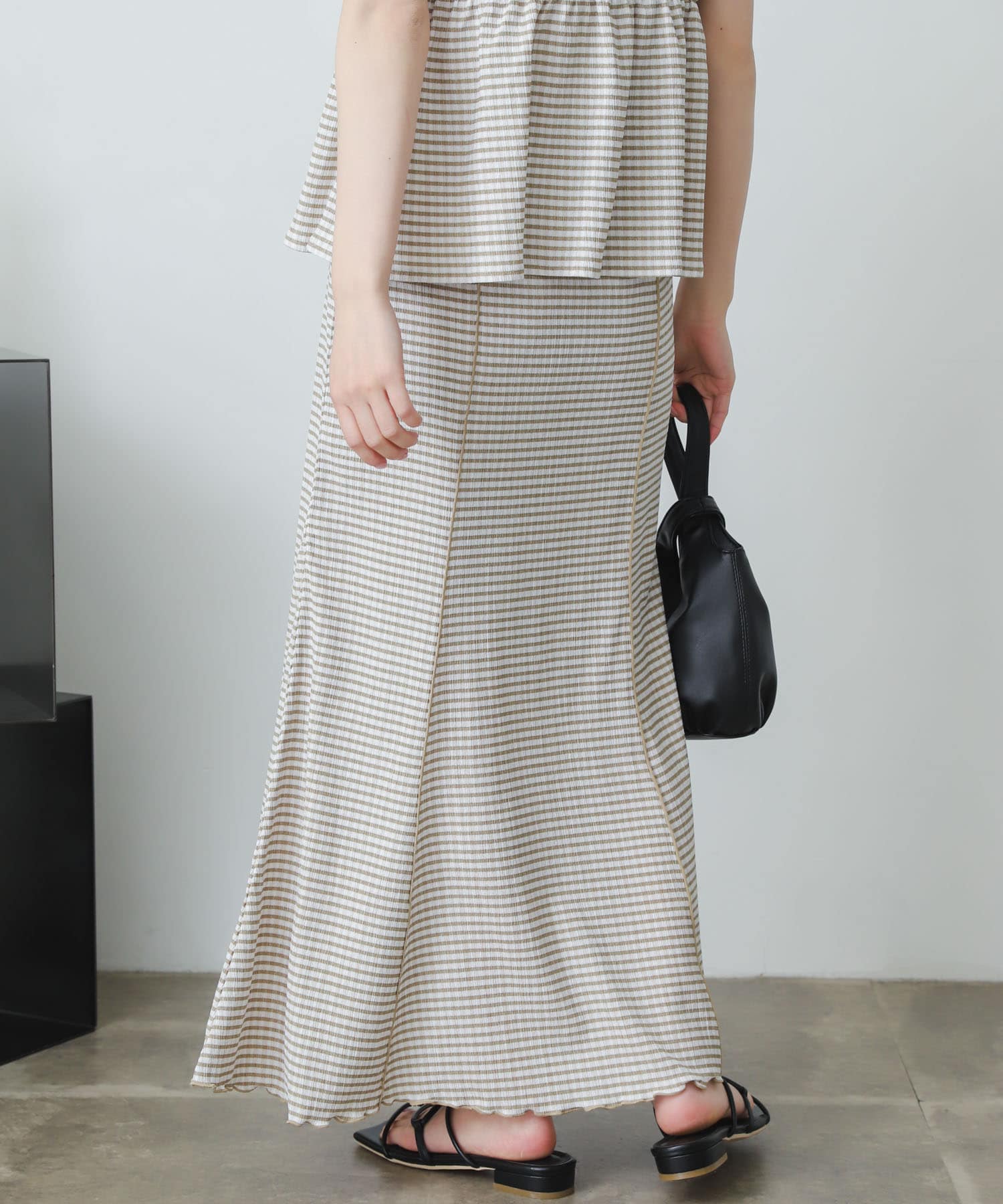 身長：156cm サイズ：one