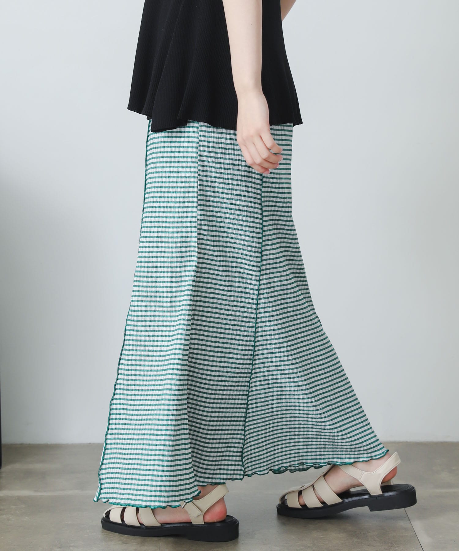 身長：156cm サイズ：one