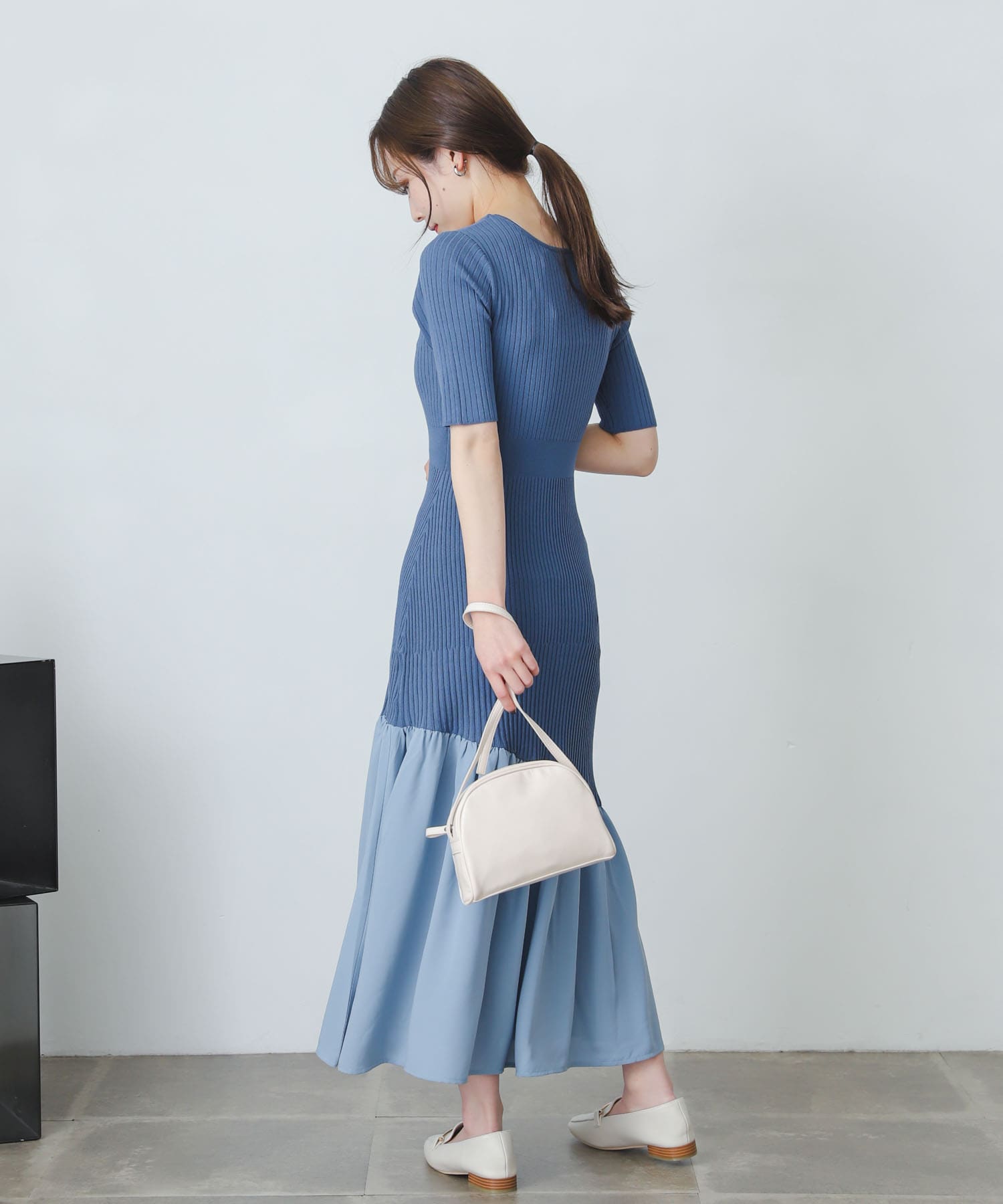 ドッキングニットマーメイドワンピース L.BLUE one