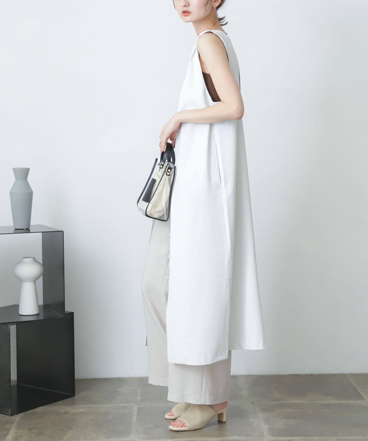 IVORY