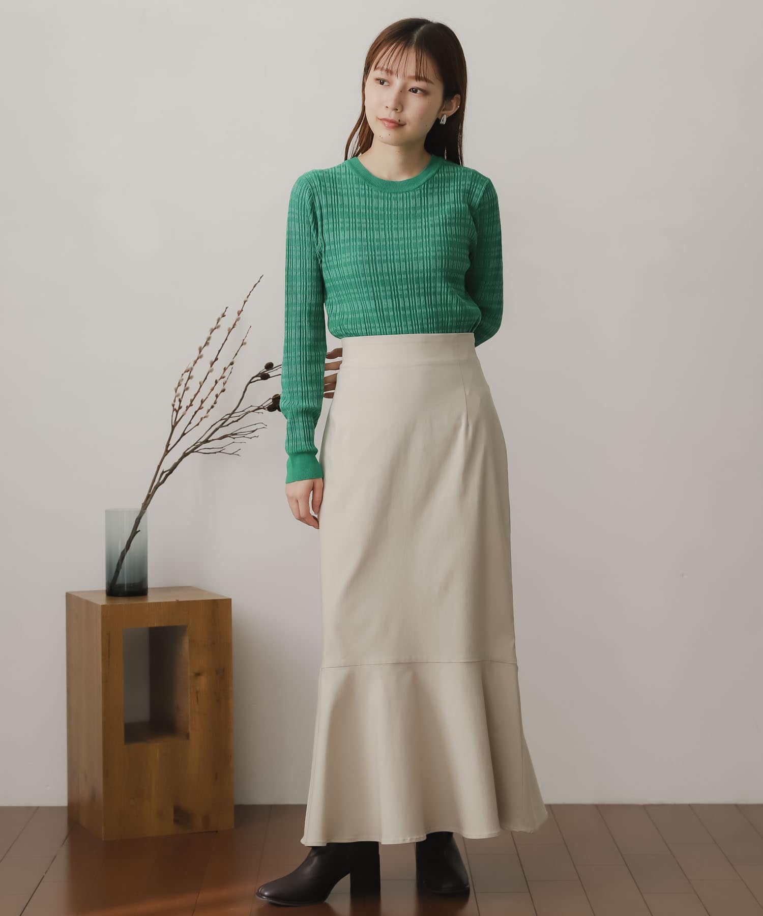 GREEN