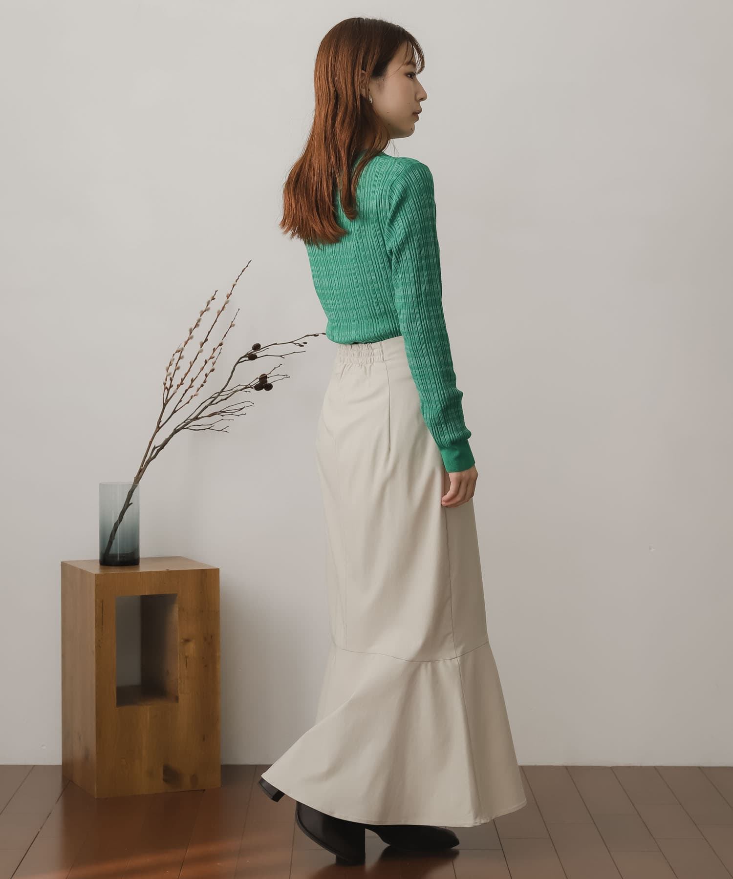 GREEN