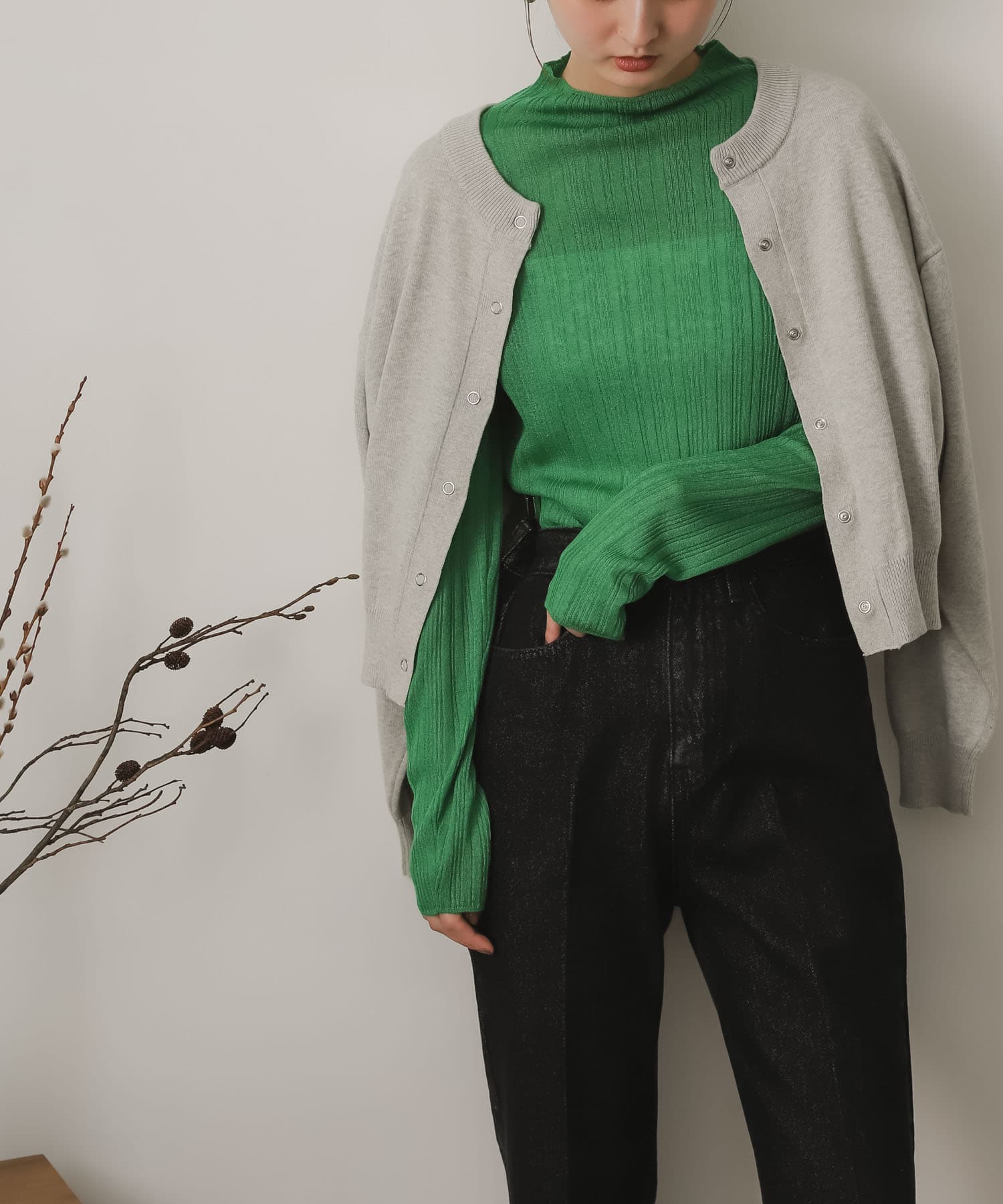 GREEN