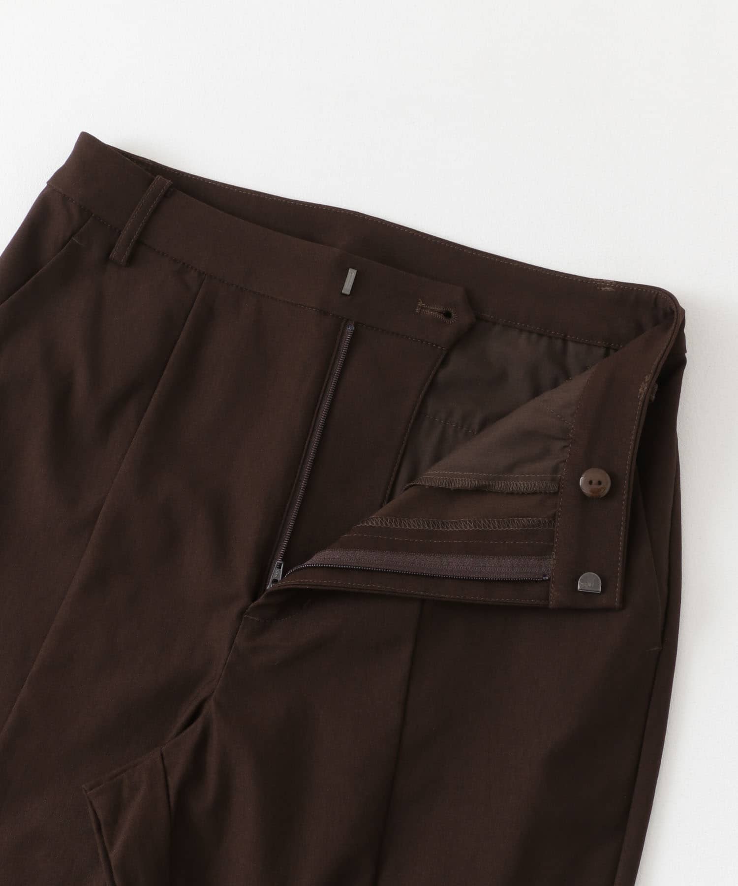 ストレッチセミフレアパンツ BROWN XS