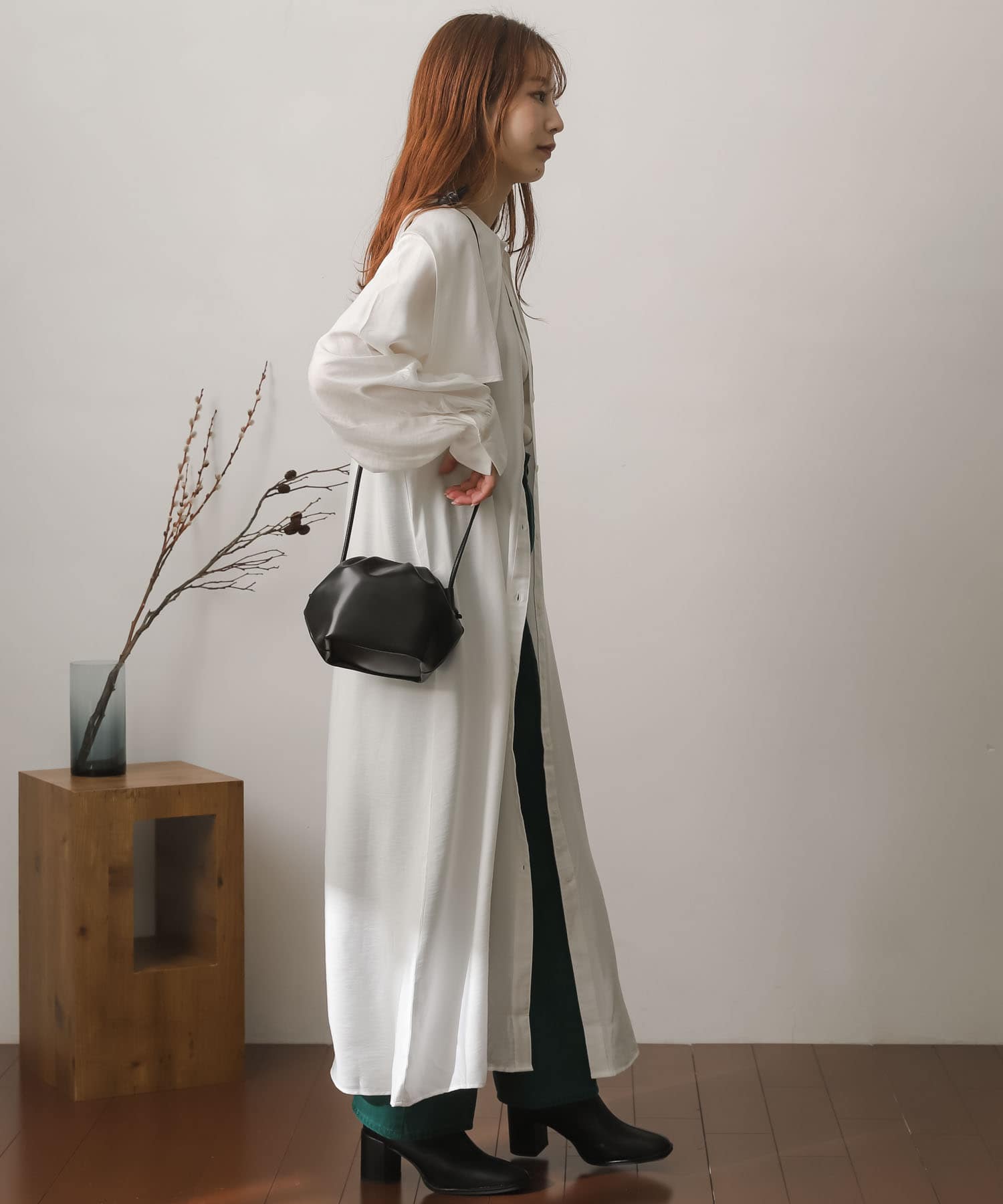 OFF WHITE