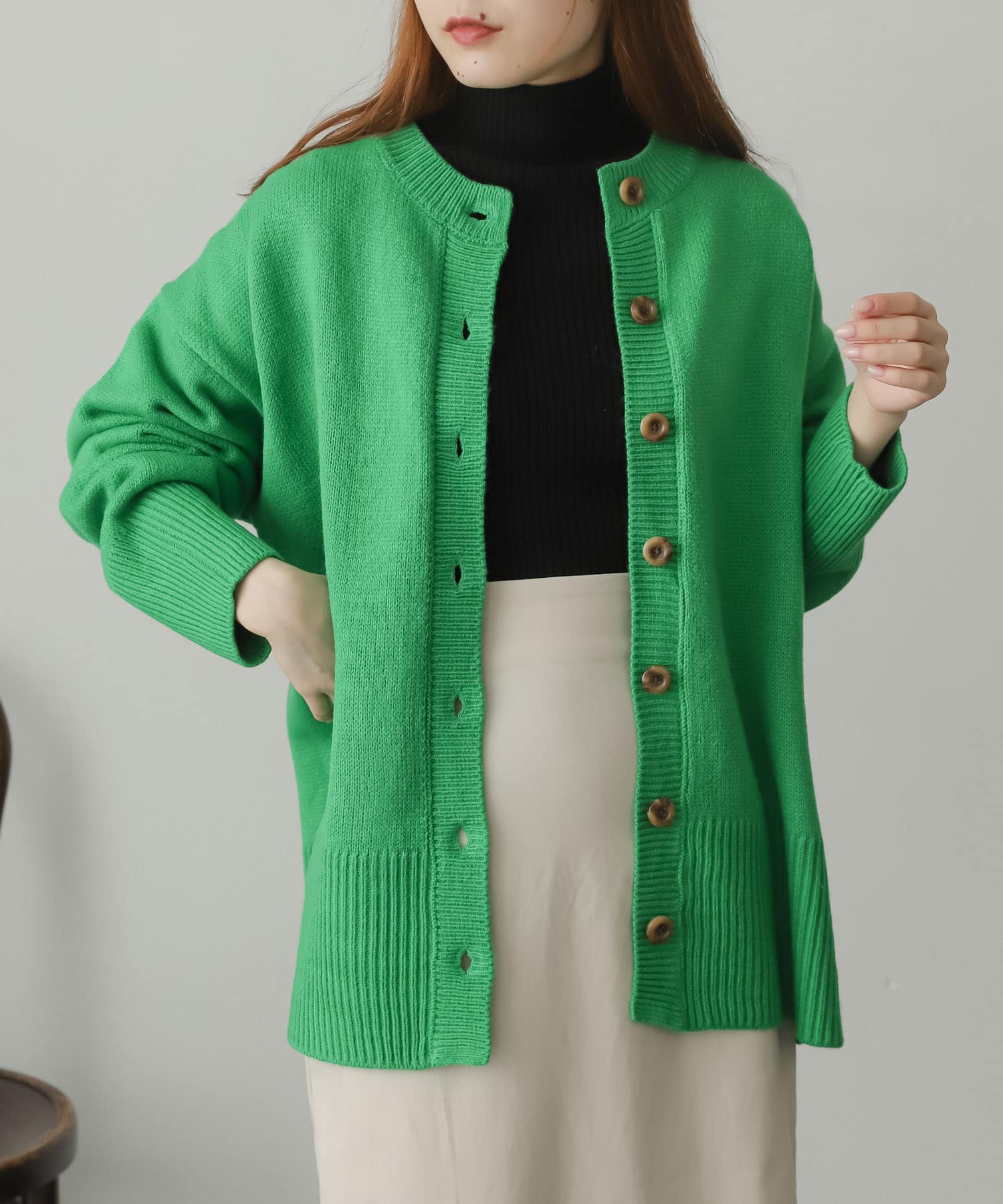 GREEN
