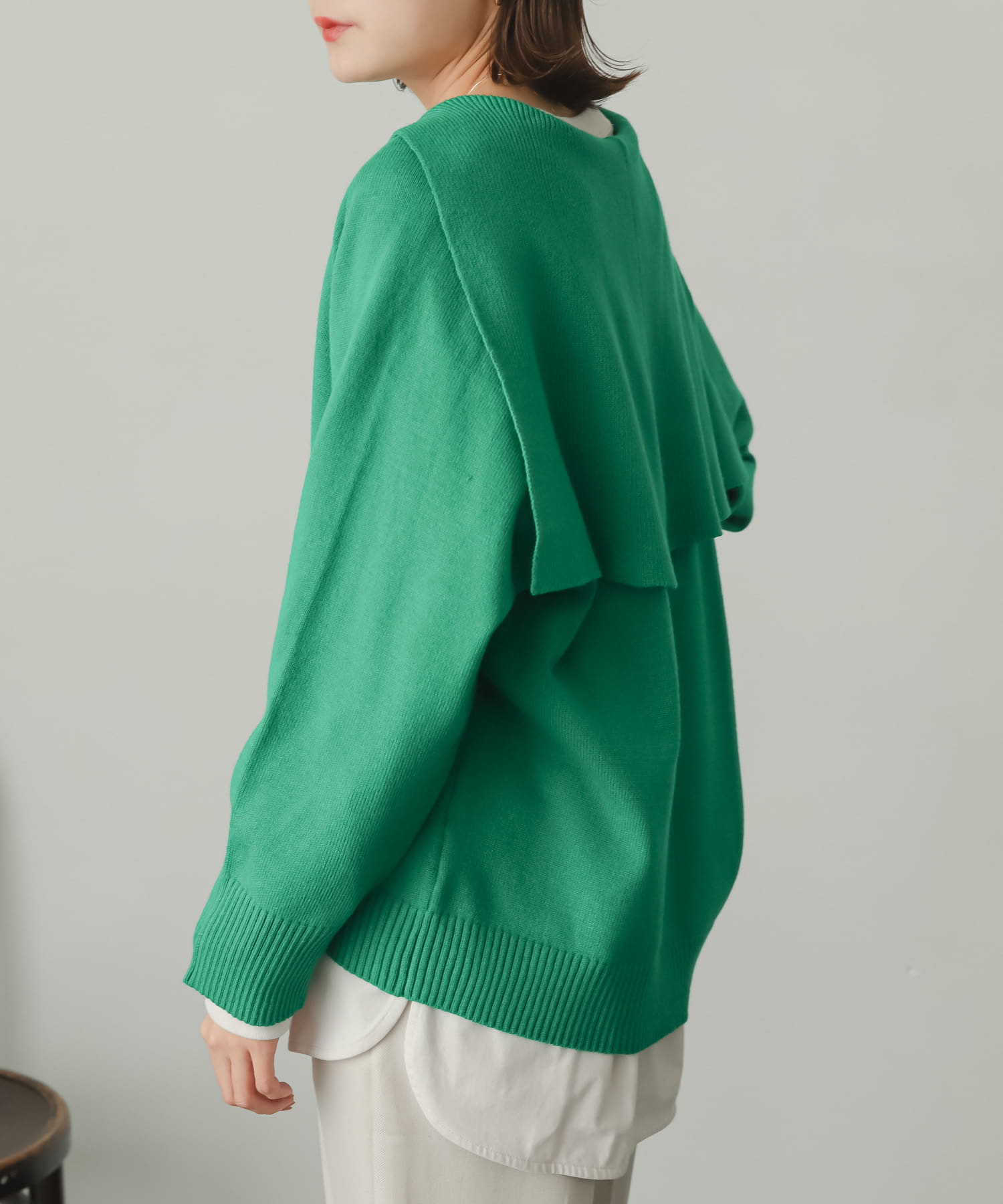 GREEN