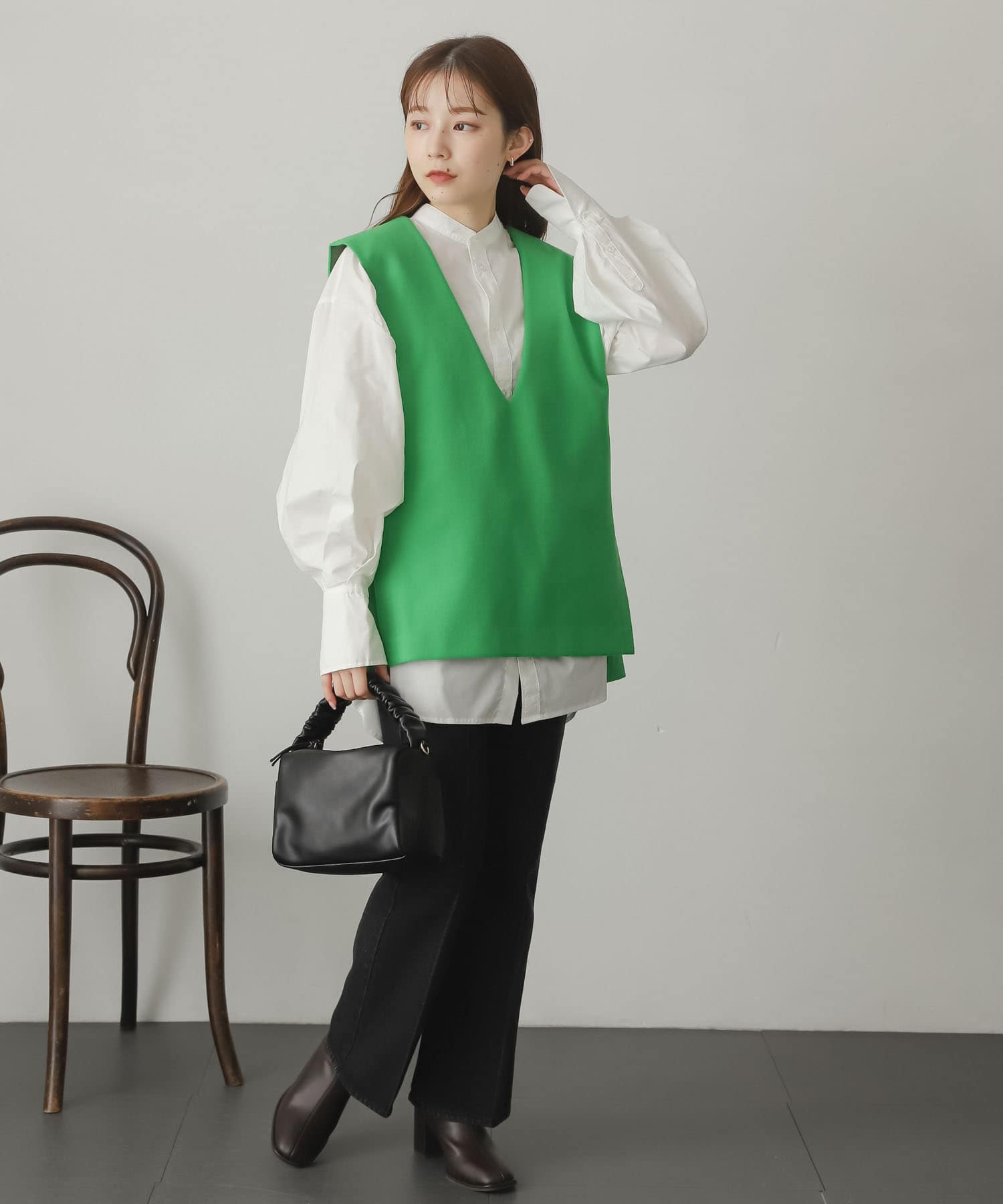 GREEN