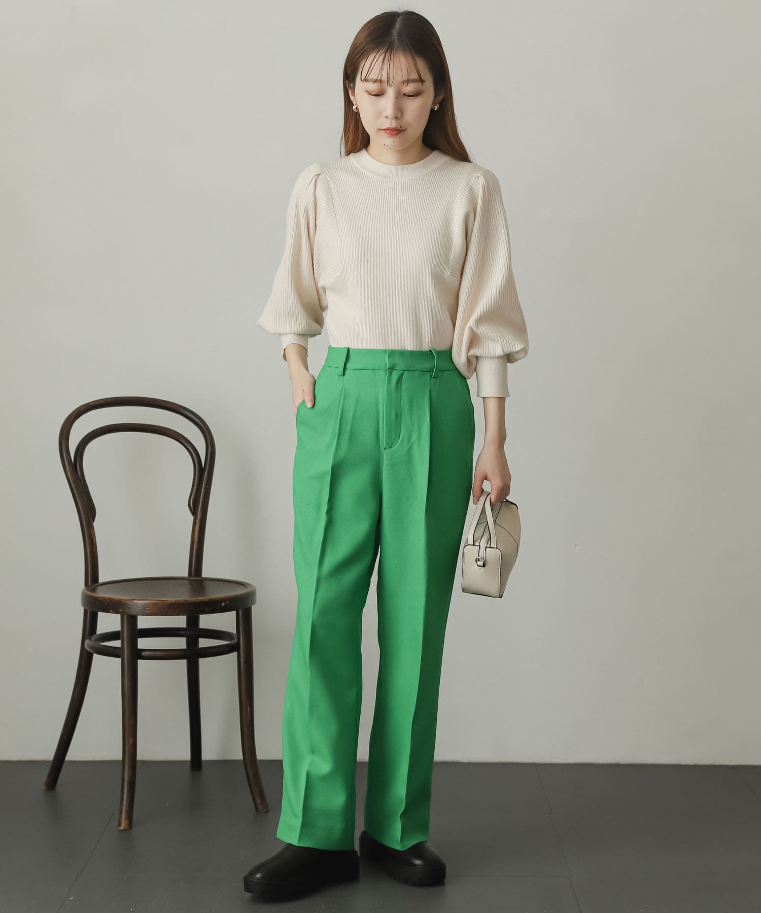 GREEN