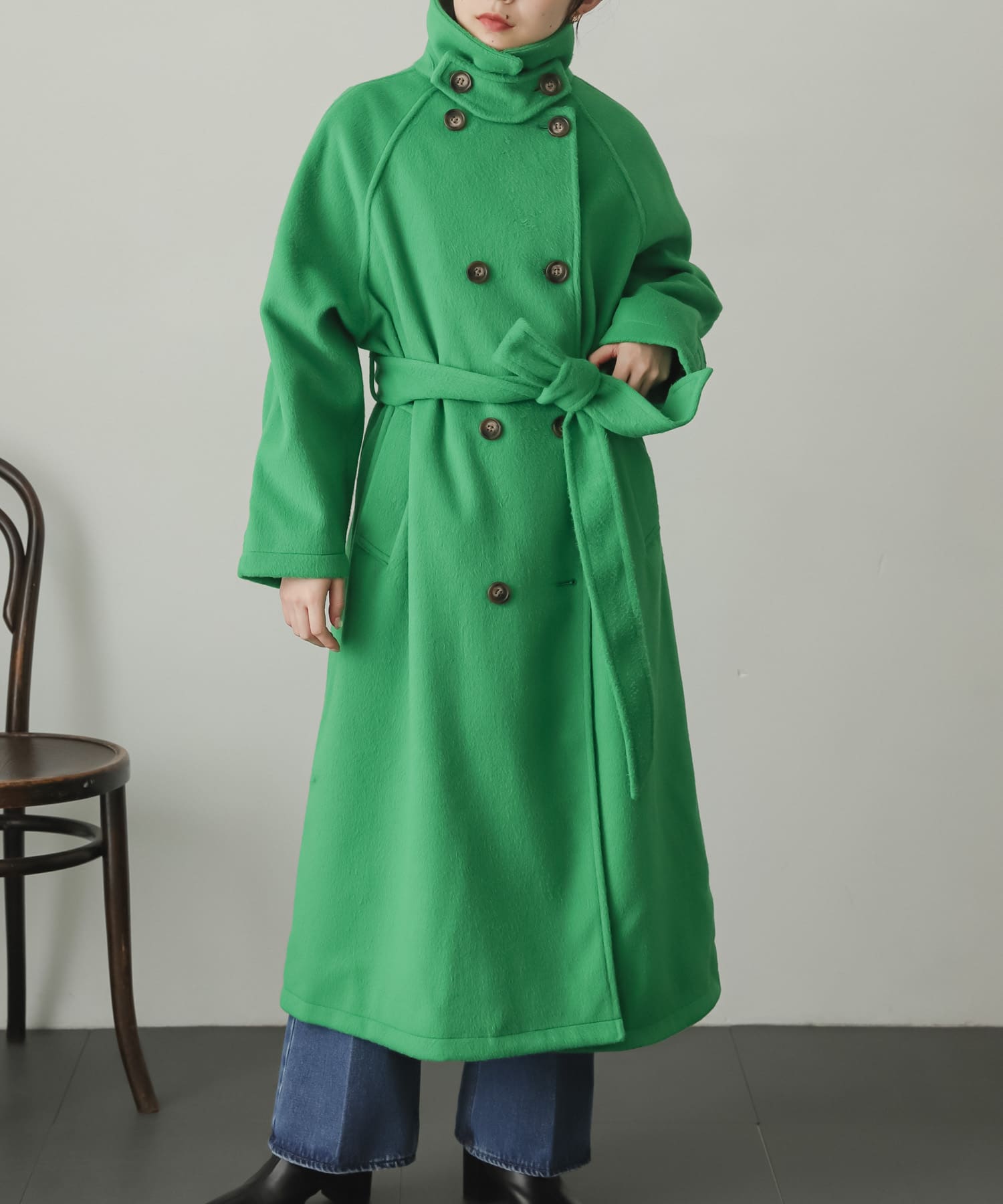 GREEN