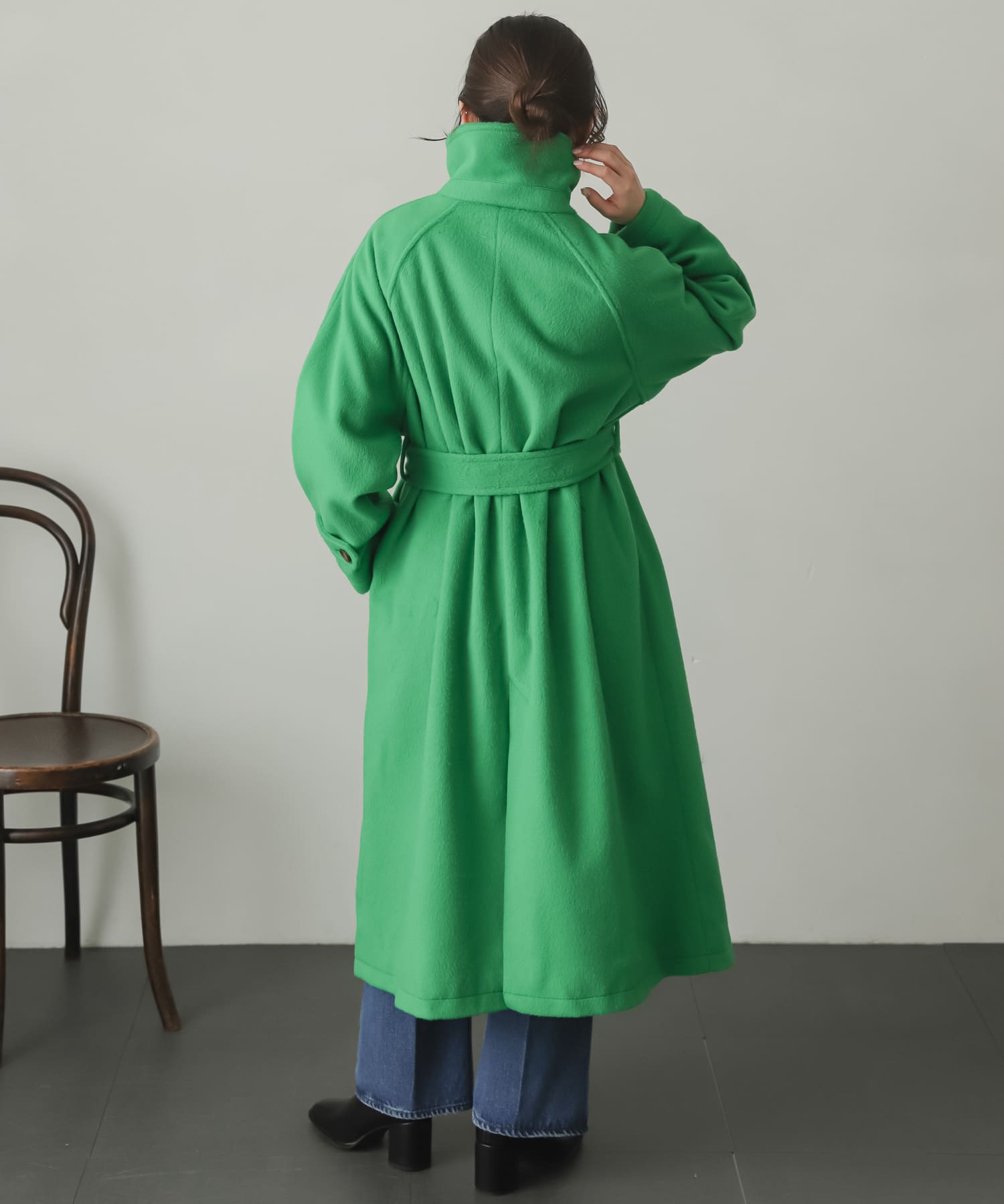 GREEN