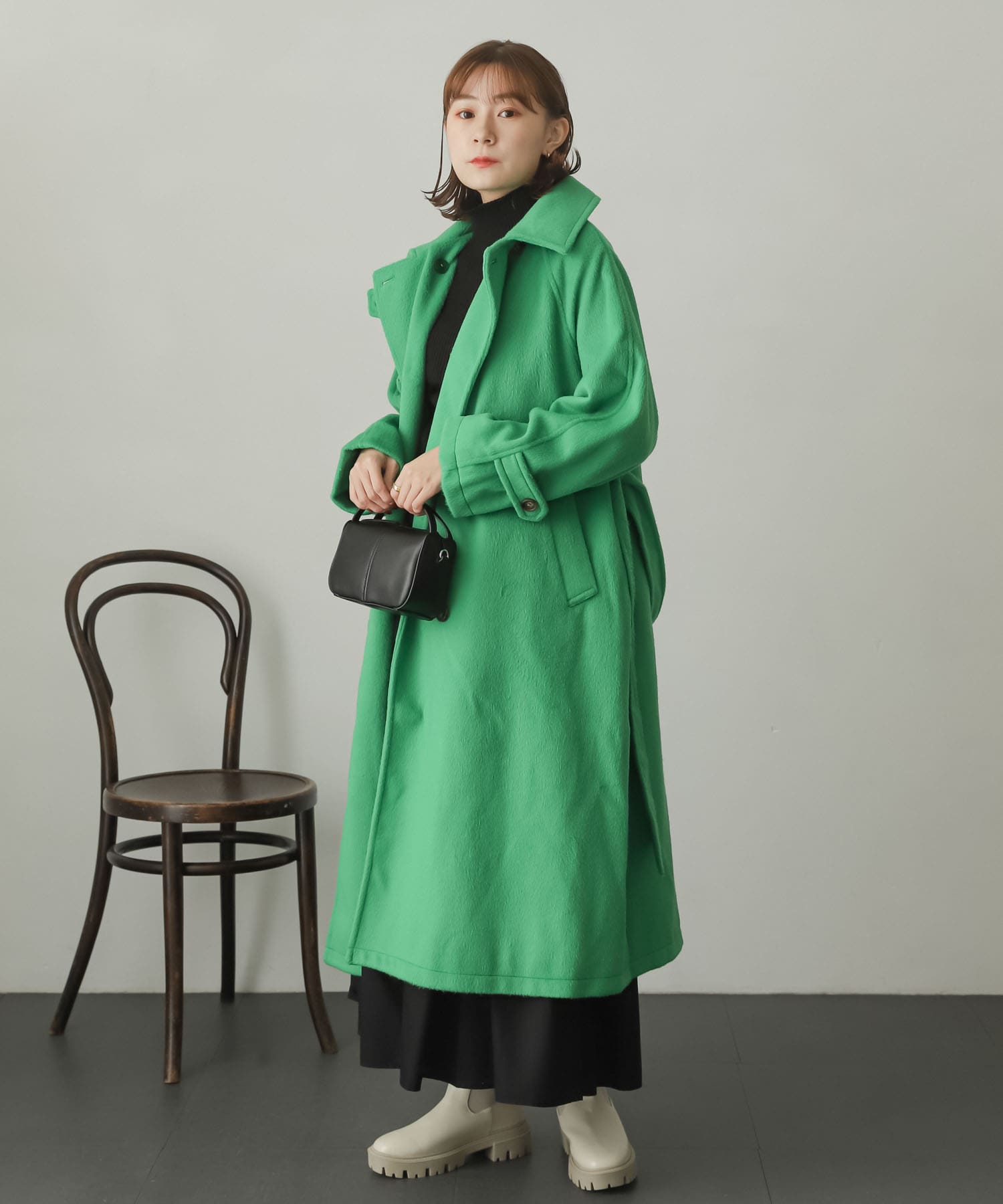 GREEN
