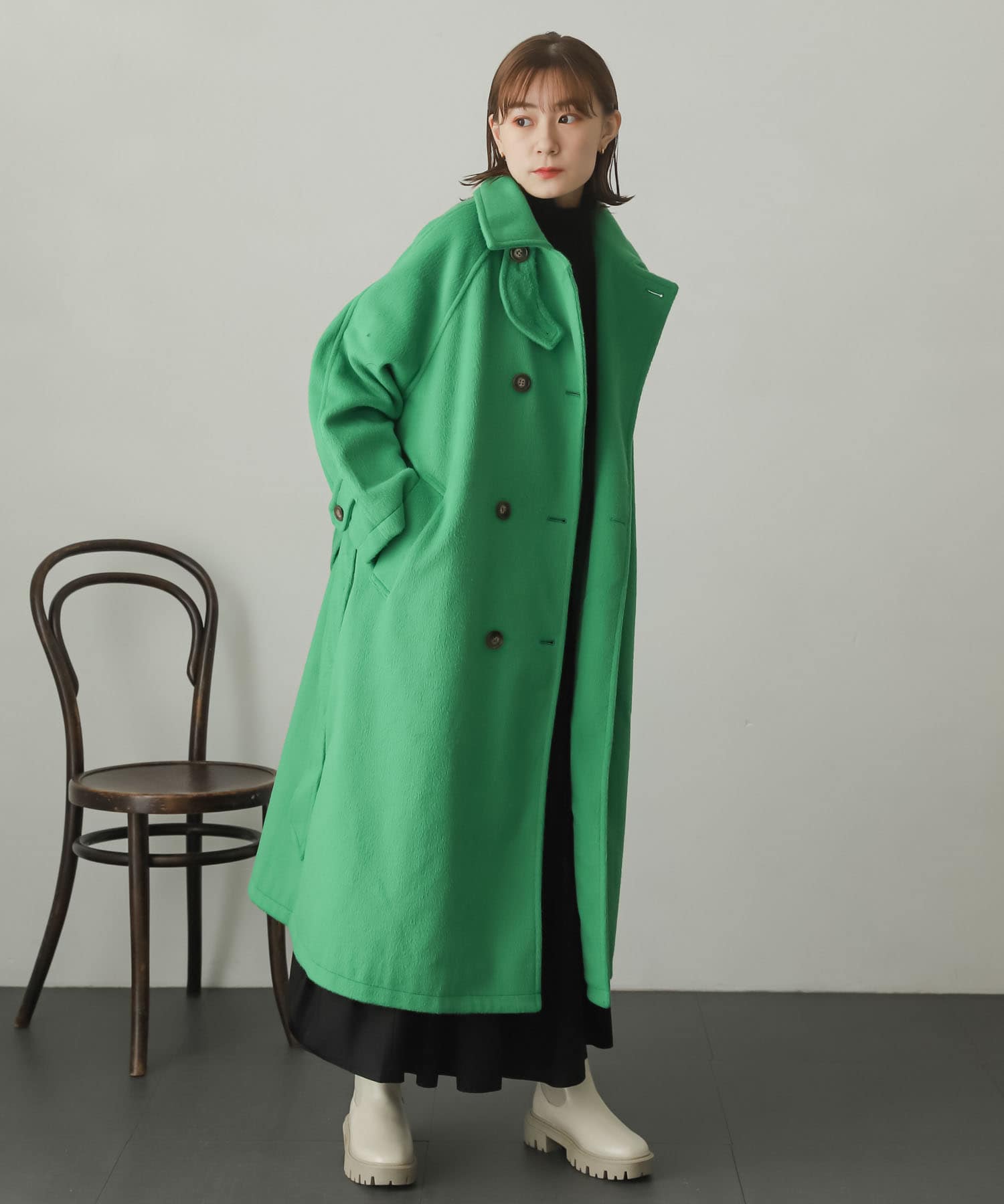 GREEN