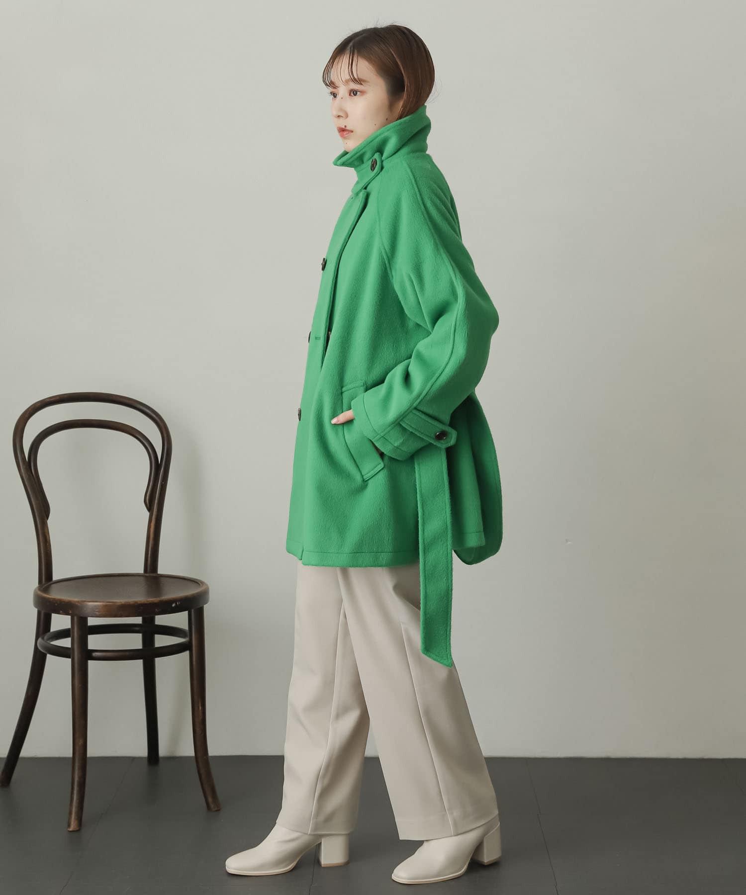 GREEN