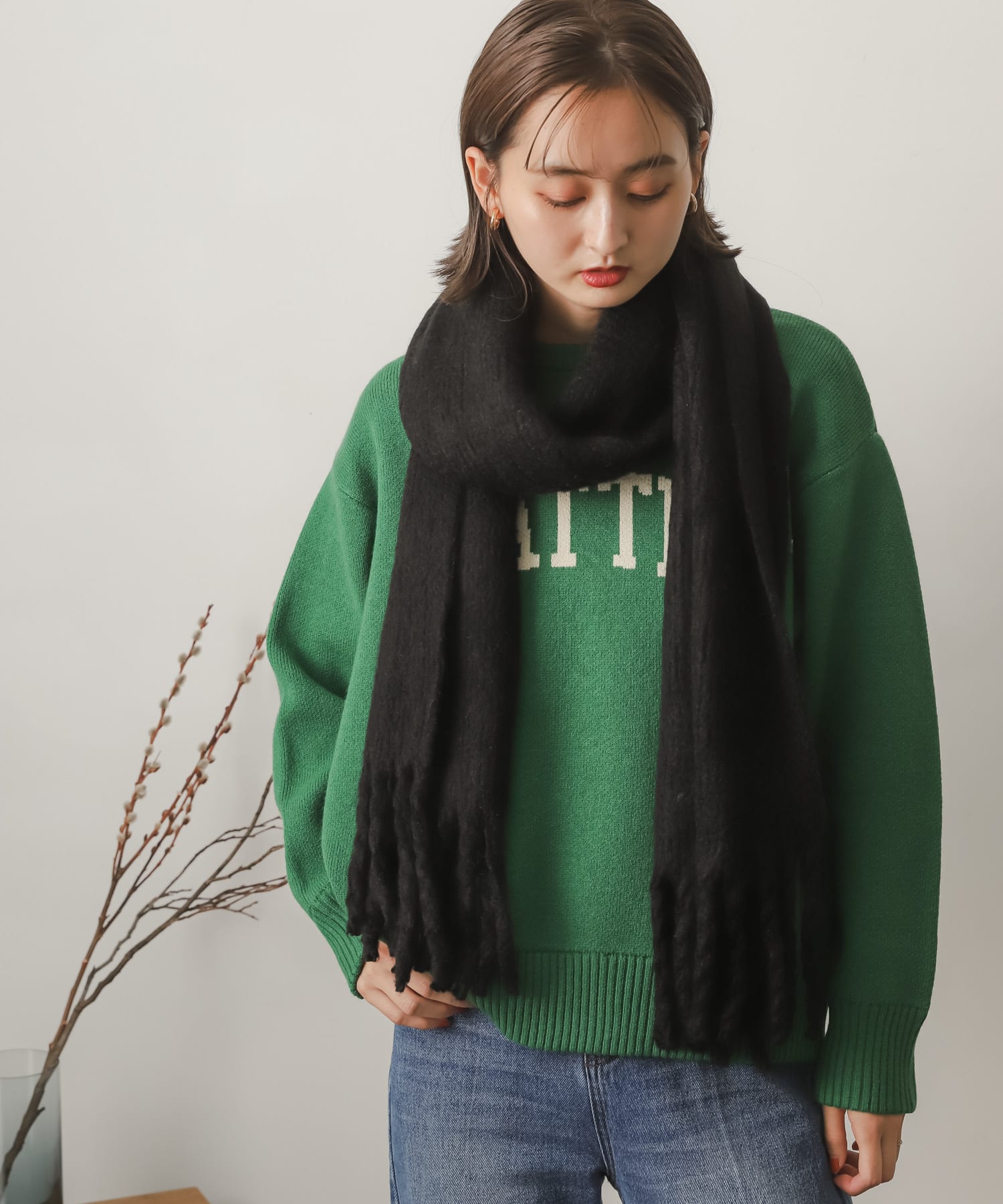 ビッグフリンジニットストール BLACK one