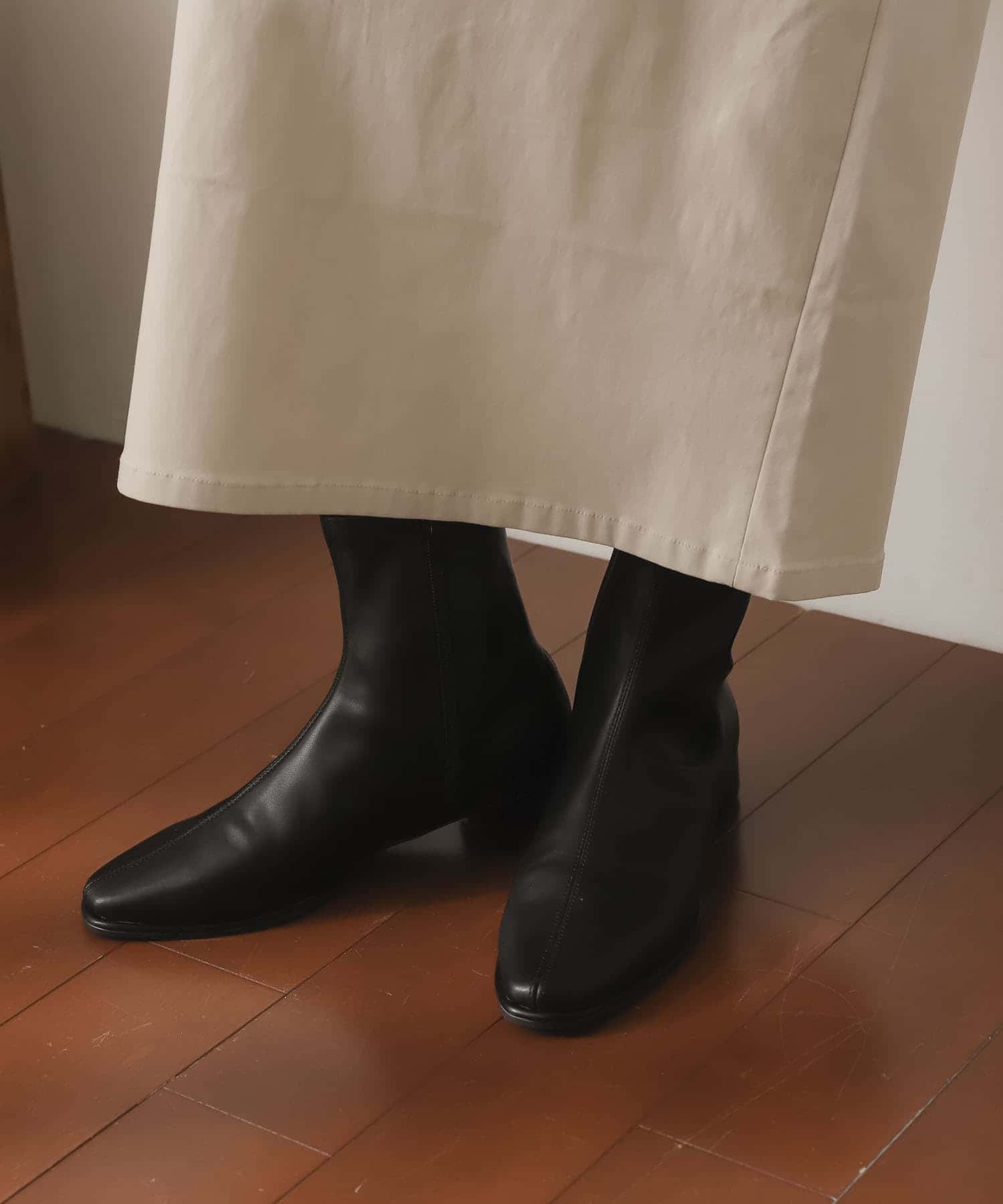 スクエアトウセンターシームストレッチローブーツ BLACK S