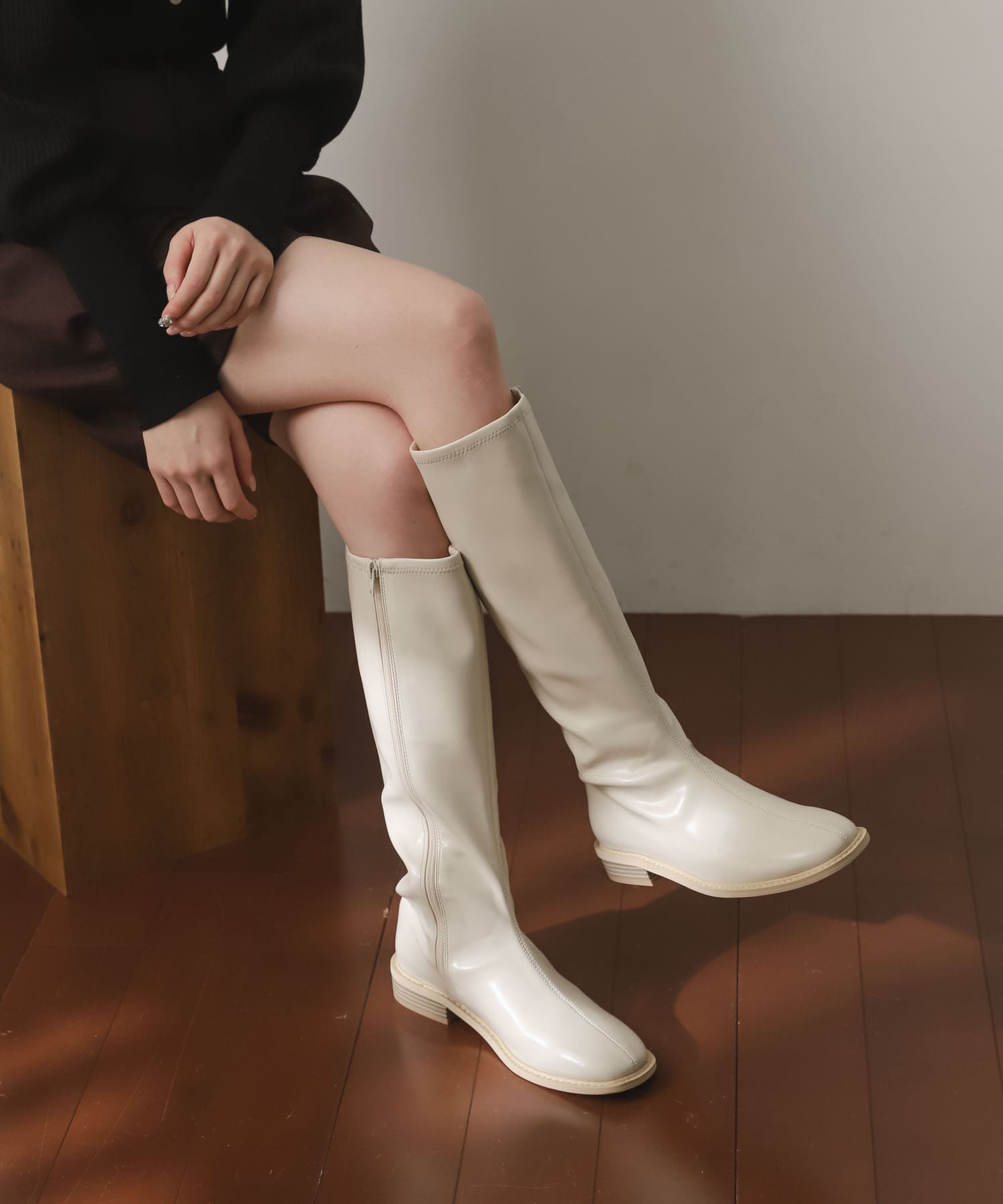 スクエアトウセンターシームロングブーツ IVORY S