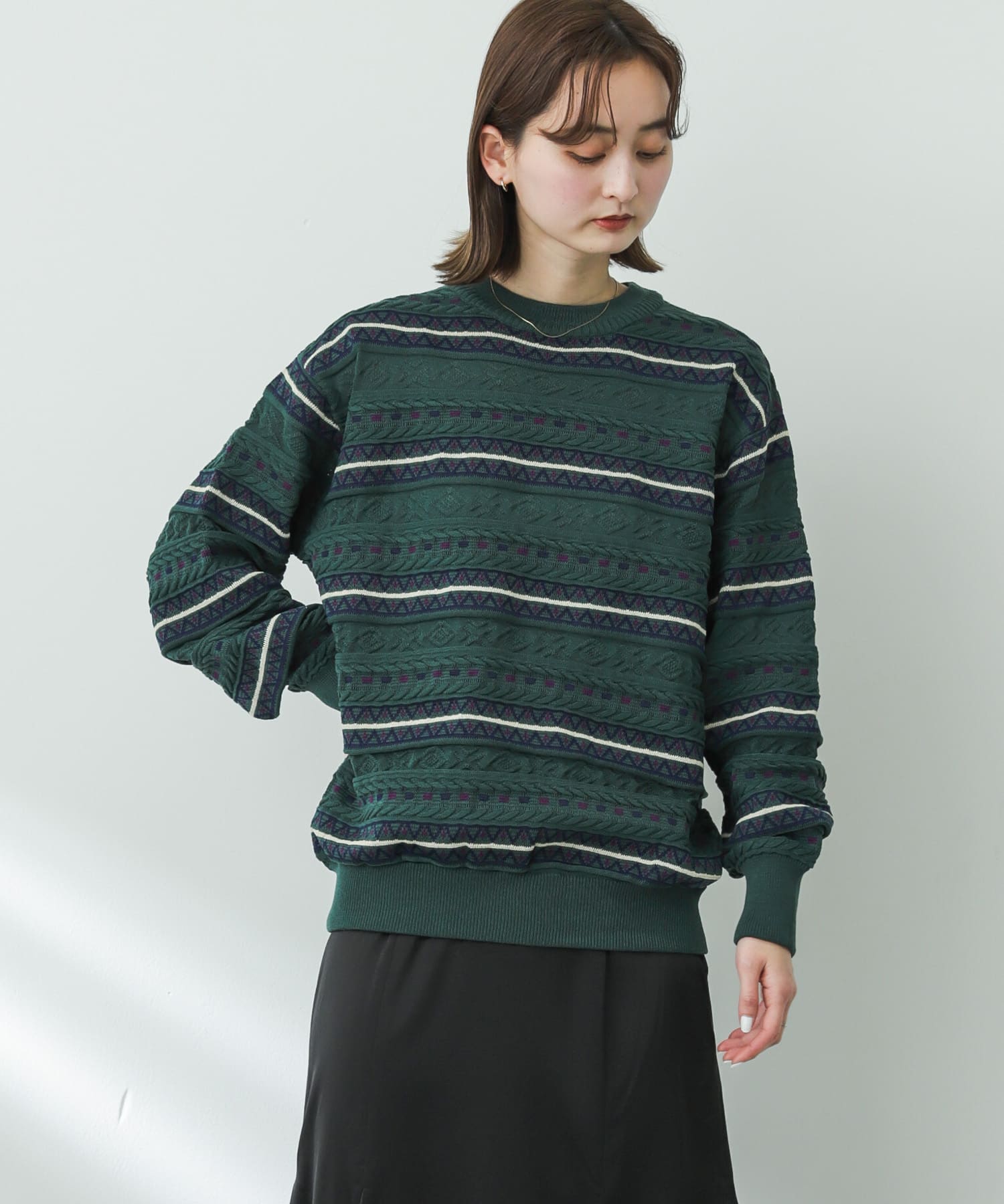 GREEN