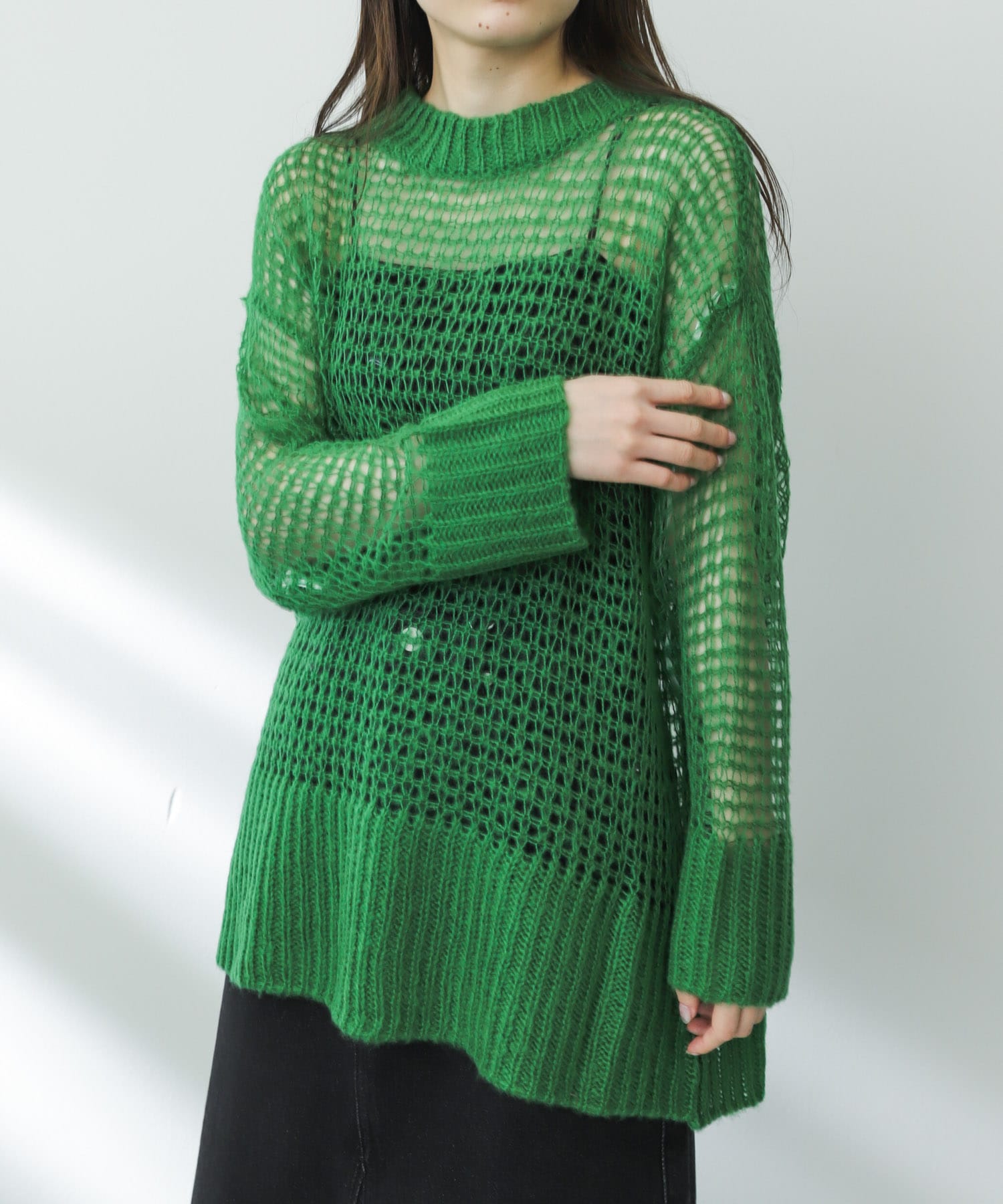 GREEN