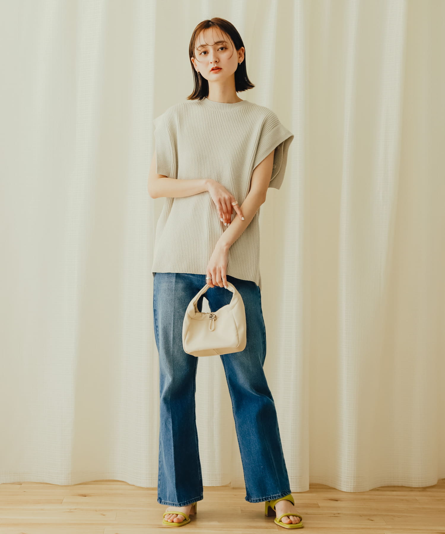 身長：169cm サイズ：one