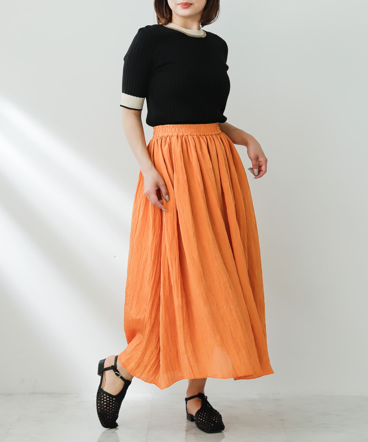 ORANGE