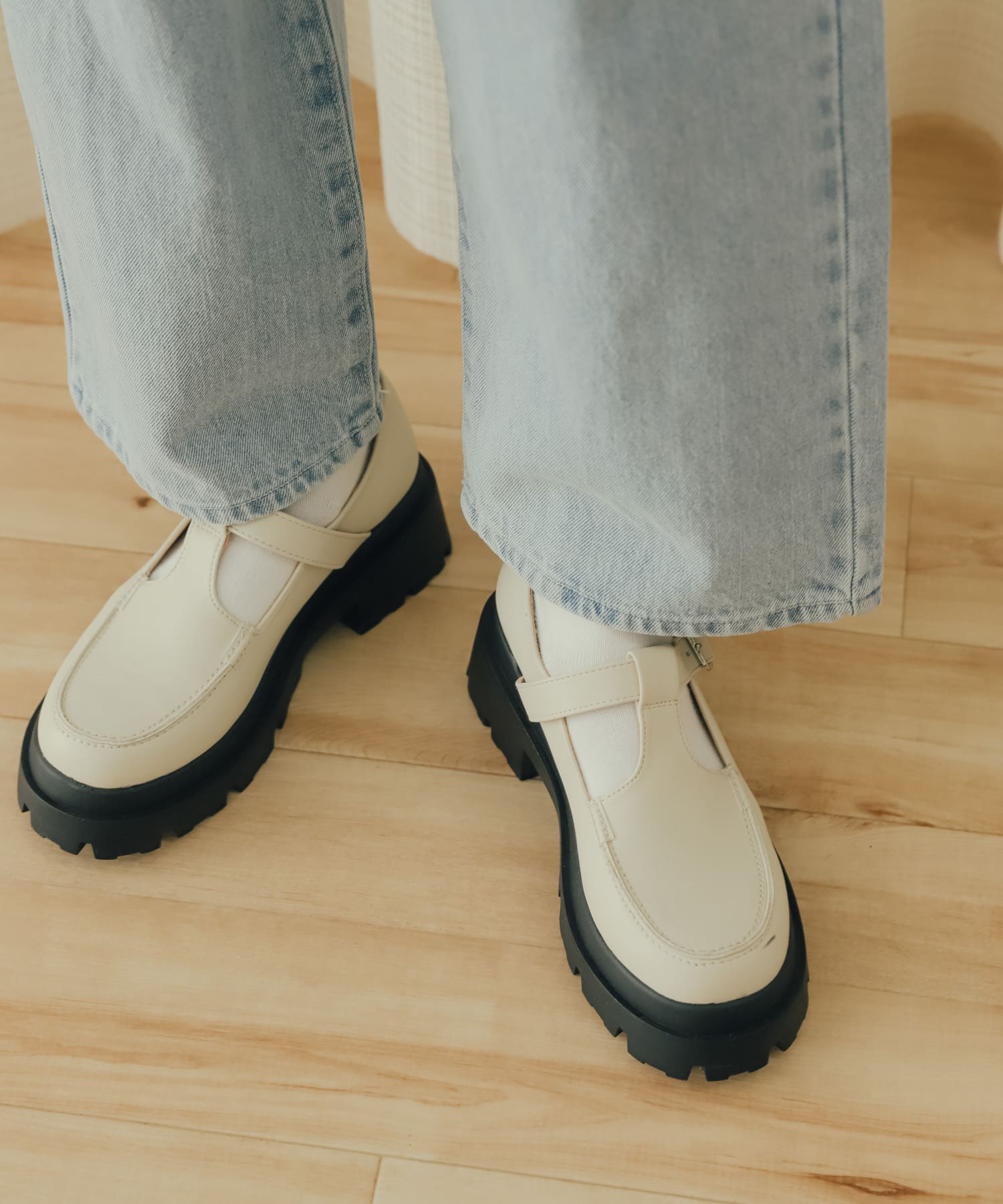 Tストラップボリュームソールシューズ IVORY S