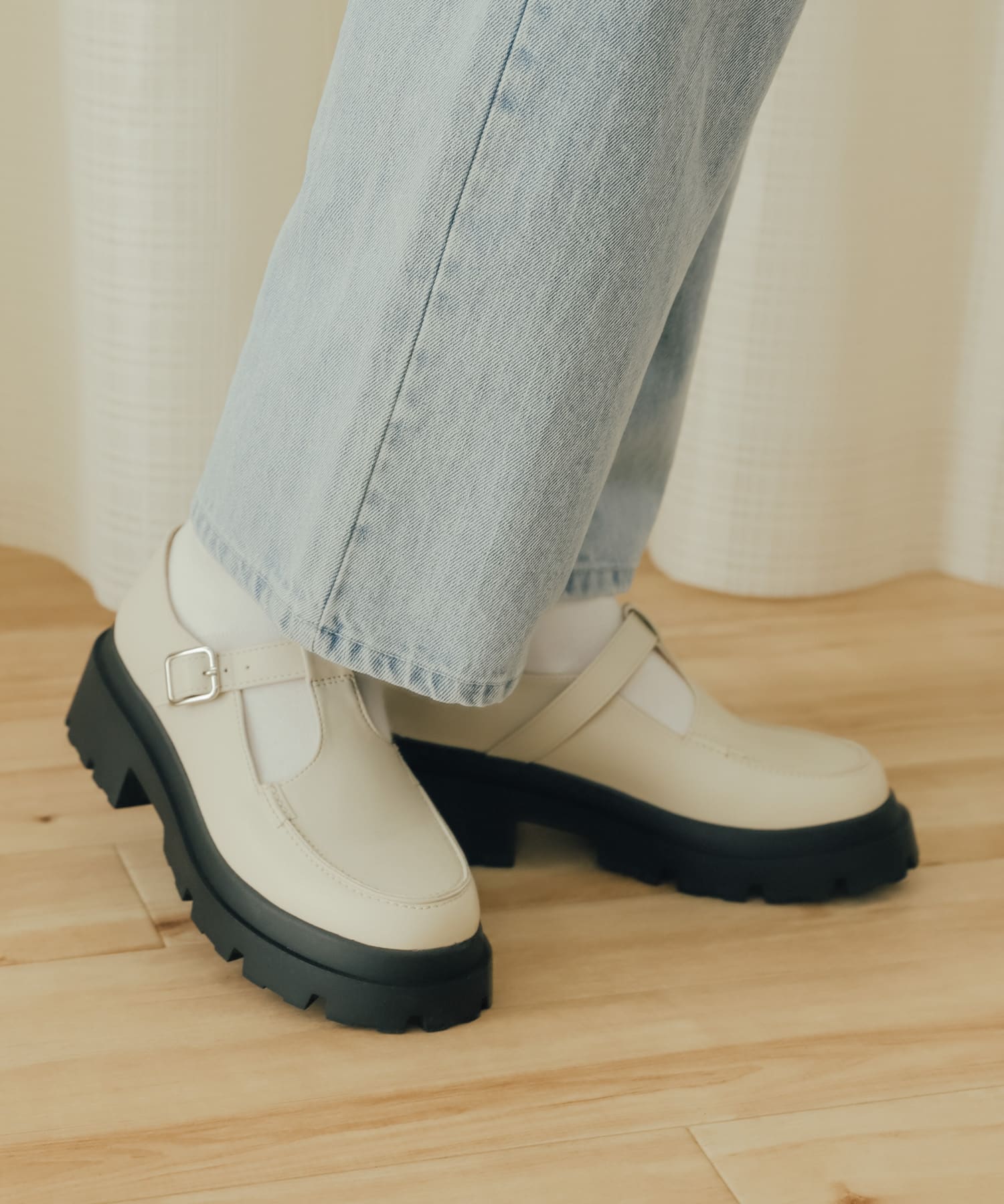 Tストラップボリュームソールシューズ IVORY S