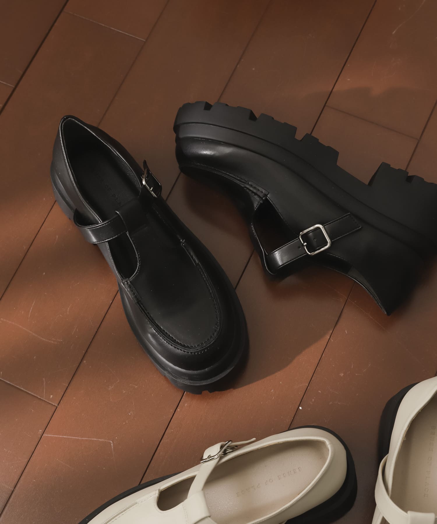 Tストラップボリュームソールシューズ BLACK S