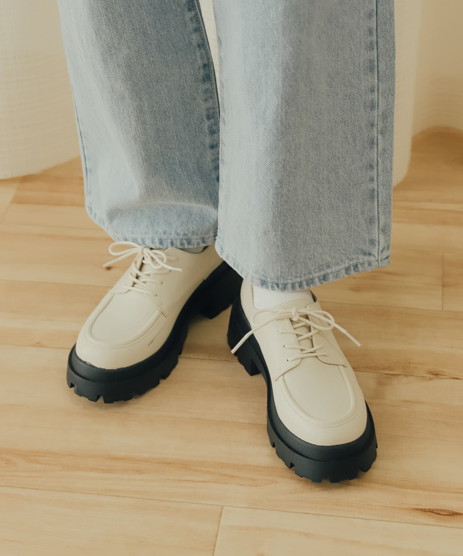レースアップボリュームソールシューズ IVORY S