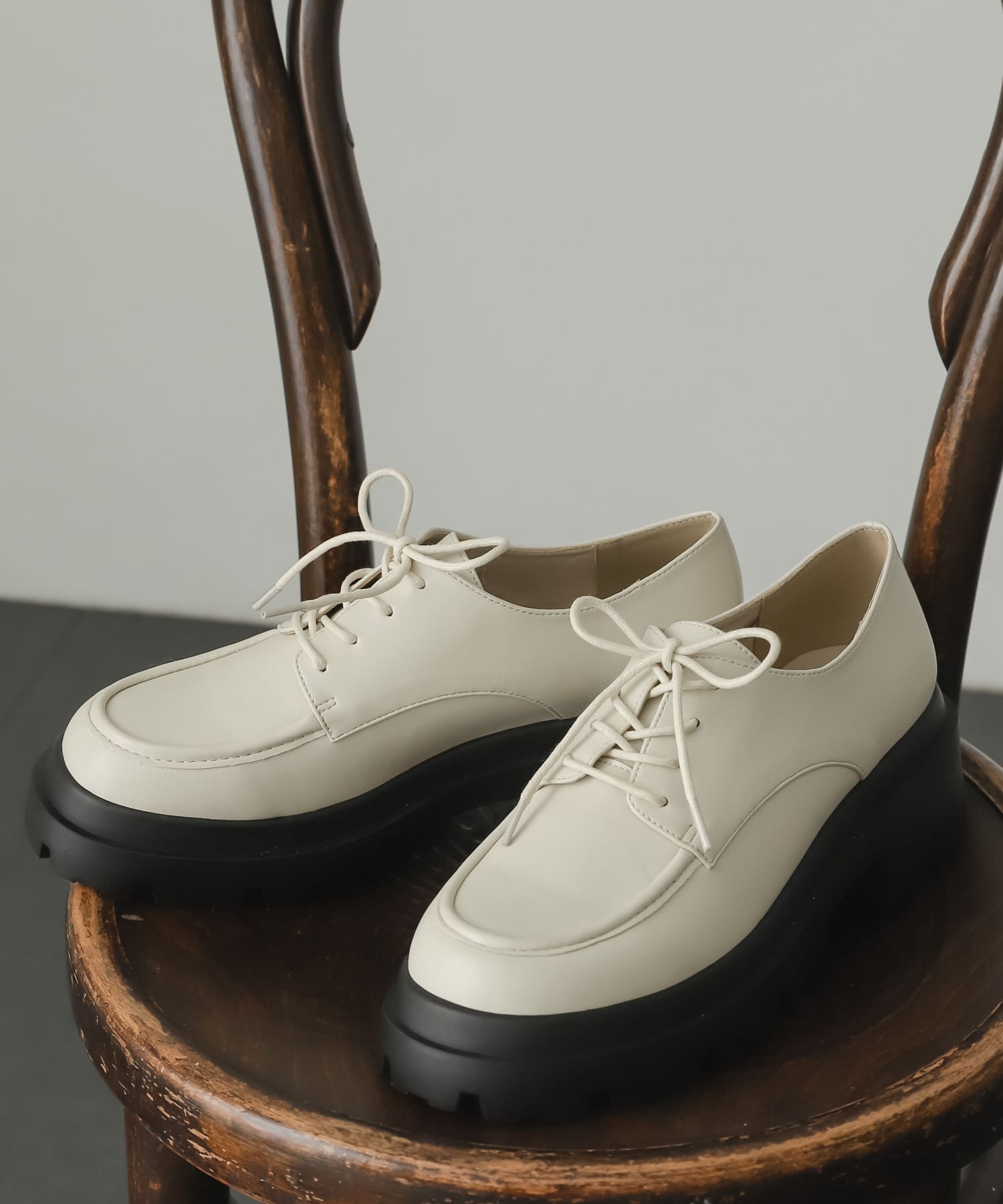 レースアップボリュームソールシューズ IVORY S